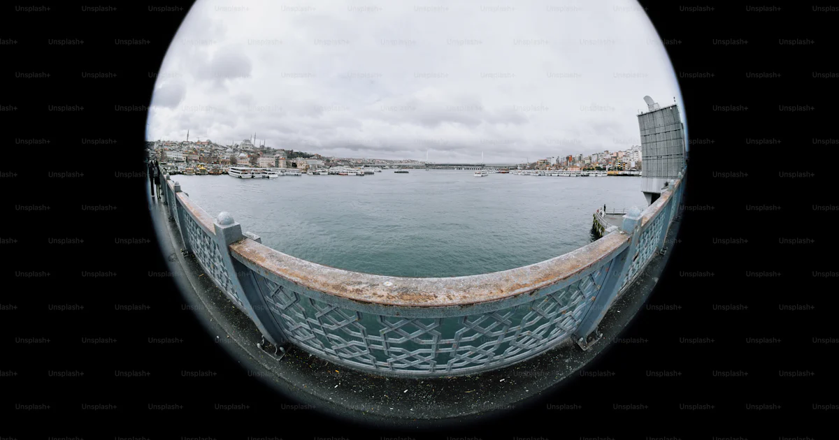 A fish eye view of a body of water photo – Fisheye lens Image on Unsplash