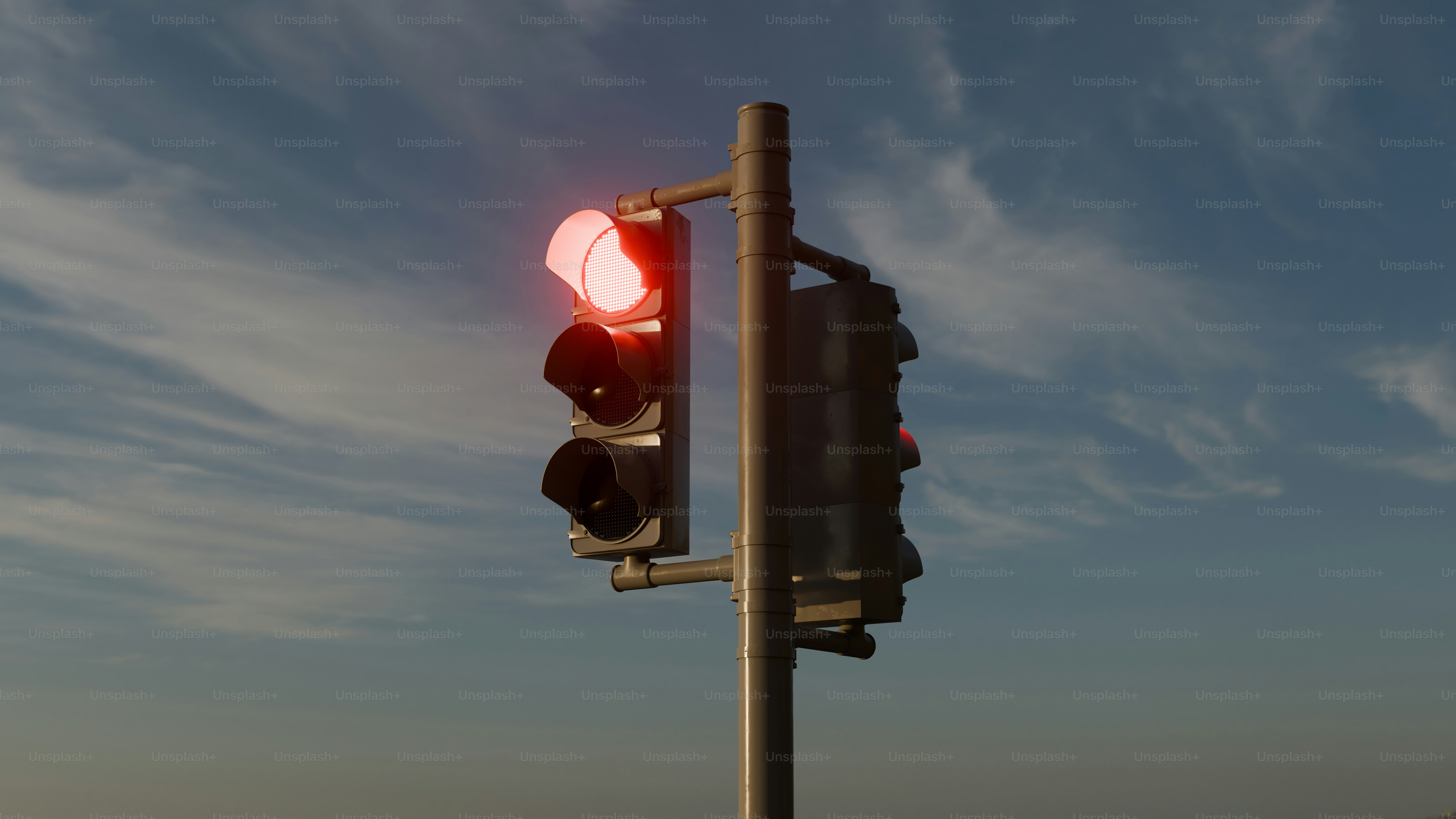 道路脇に座っている信号機