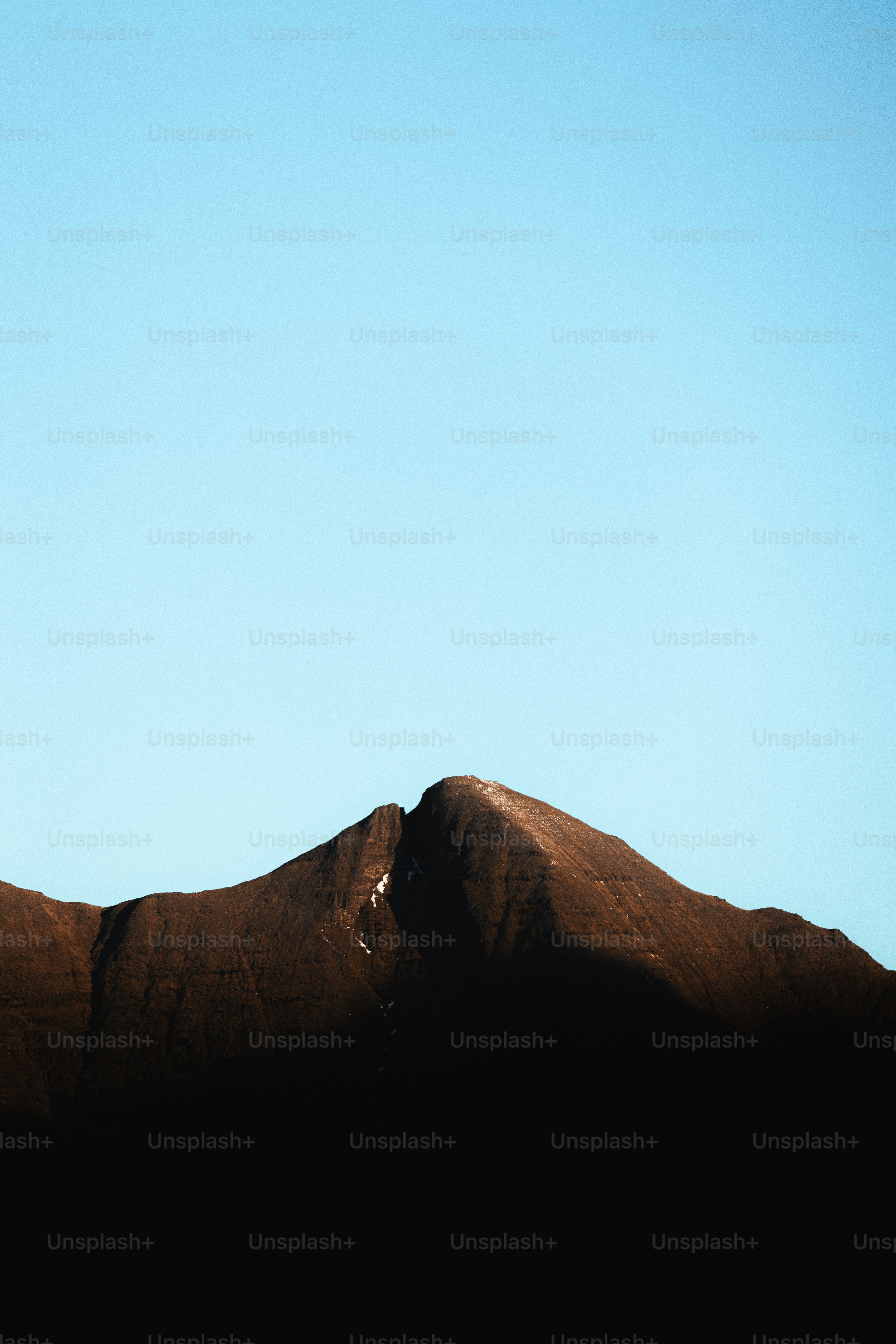 premium_photo-1739123177180-f2b3491d98d1?ixid=M3wxMjA3fDB8MXxzZWFyY2h8MTd8fG05OHxlbnwwfHx8fDE3NjU2NjY0NDJ8MA\u0026ixlib=rb-4.1.0