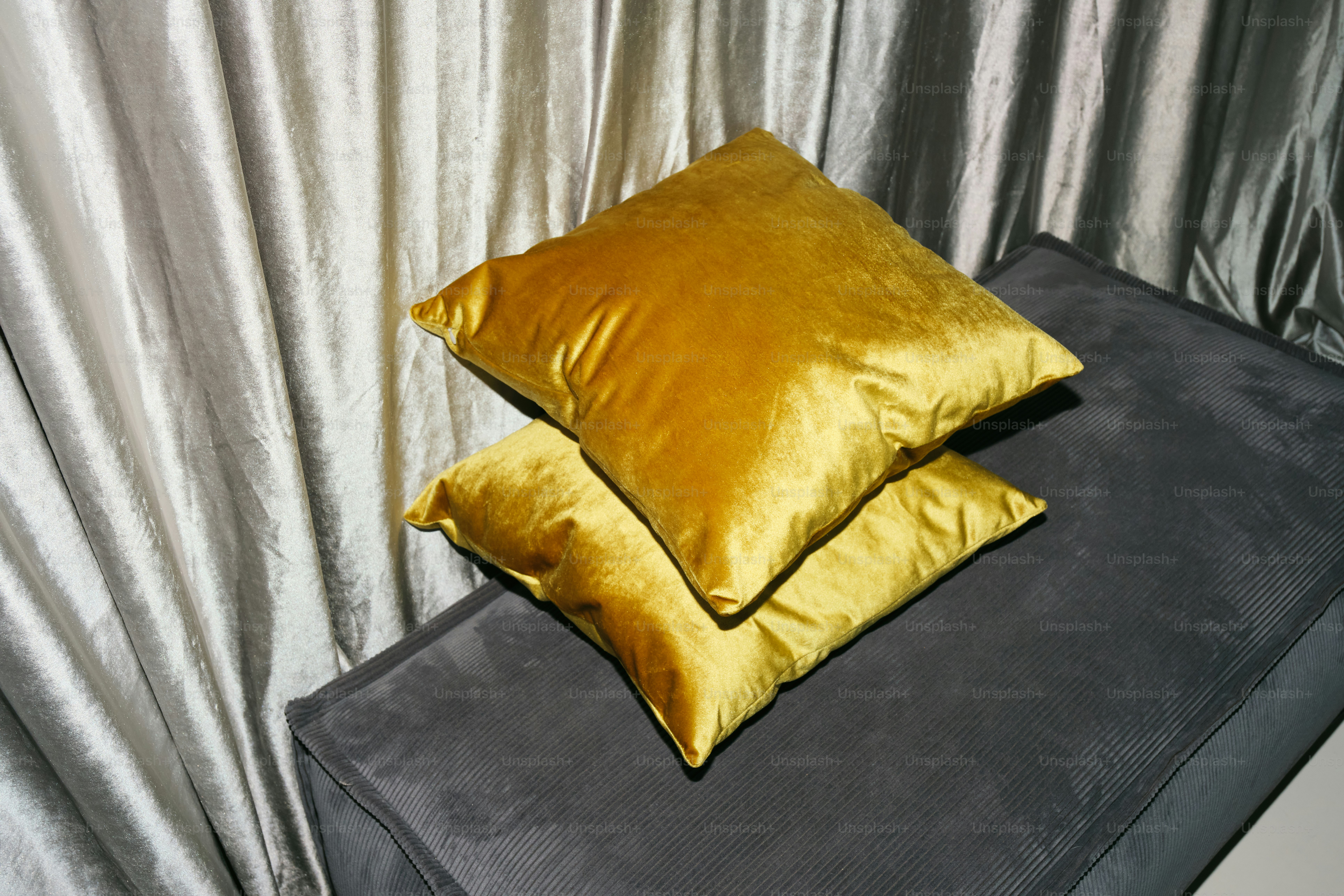 premium_photo-1739612423035-4d3b7a34ea39