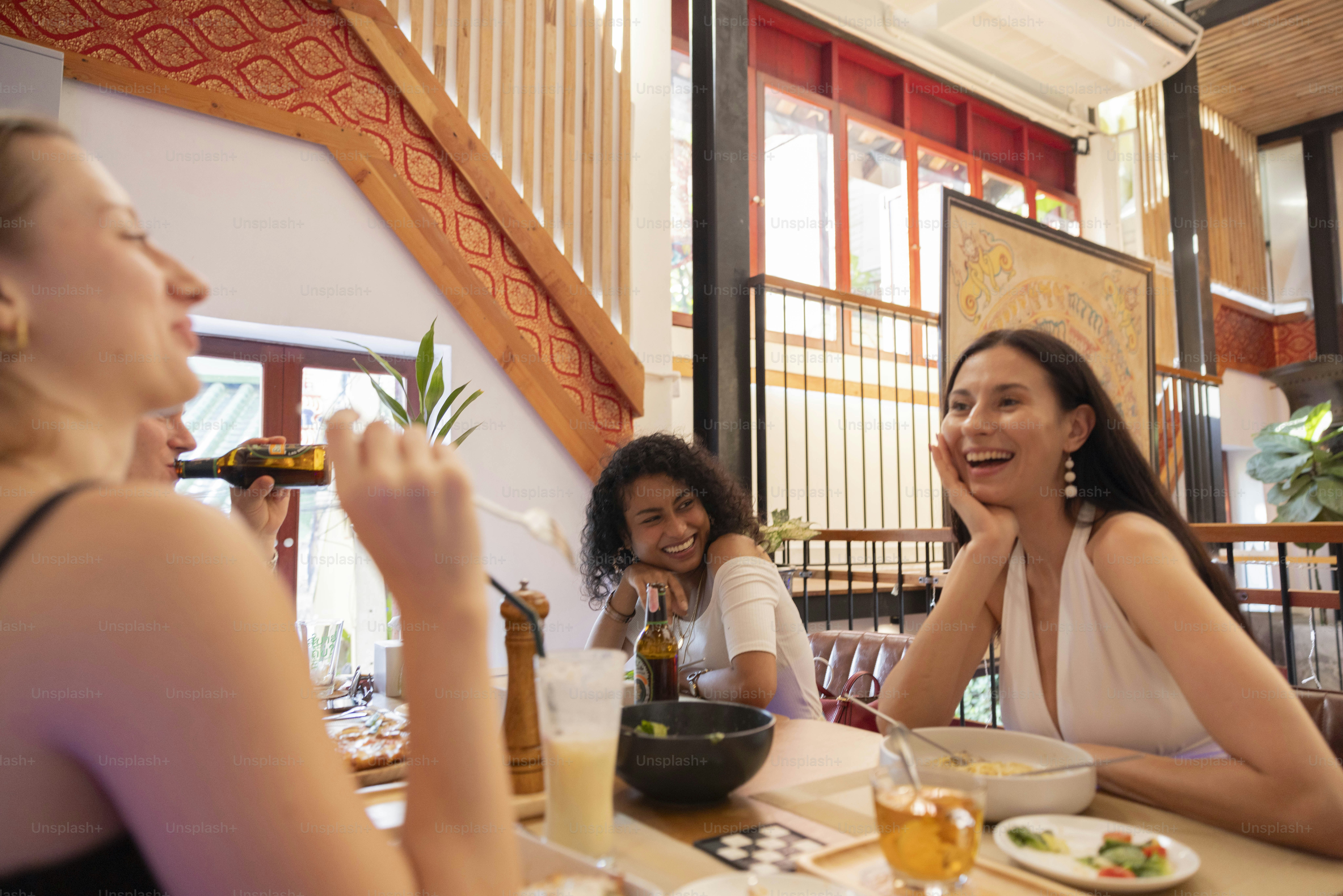 5 Best Restaurants to Visit with Your Slingshot Rental