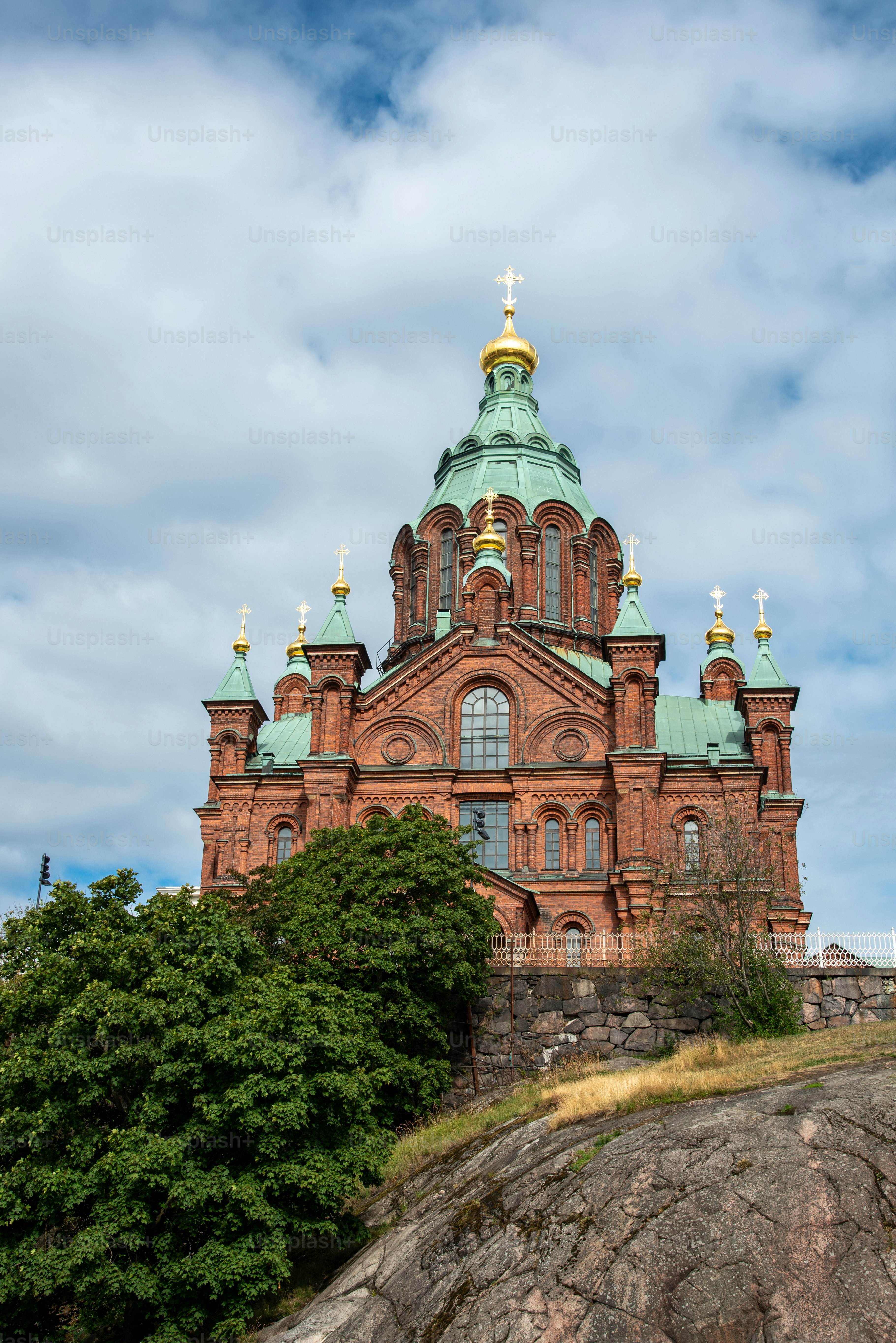 Cattedrale di Uspenski Cattedrale greco-ortodossa o ortodossa orientale di Helsinki, in Finlandia, e cattedrale principale della Chiesa ortodossa di Finlandia