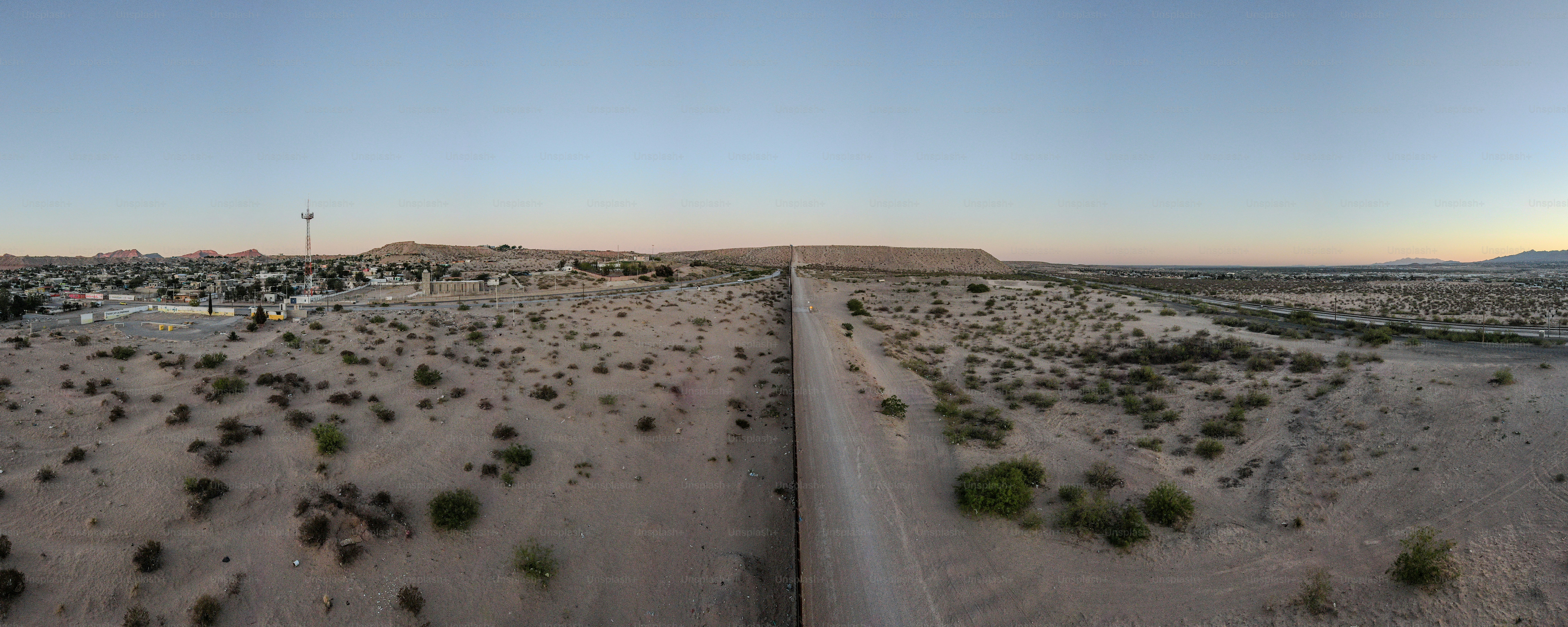 The United States Mexico International Border Wall between Sunland Park ...