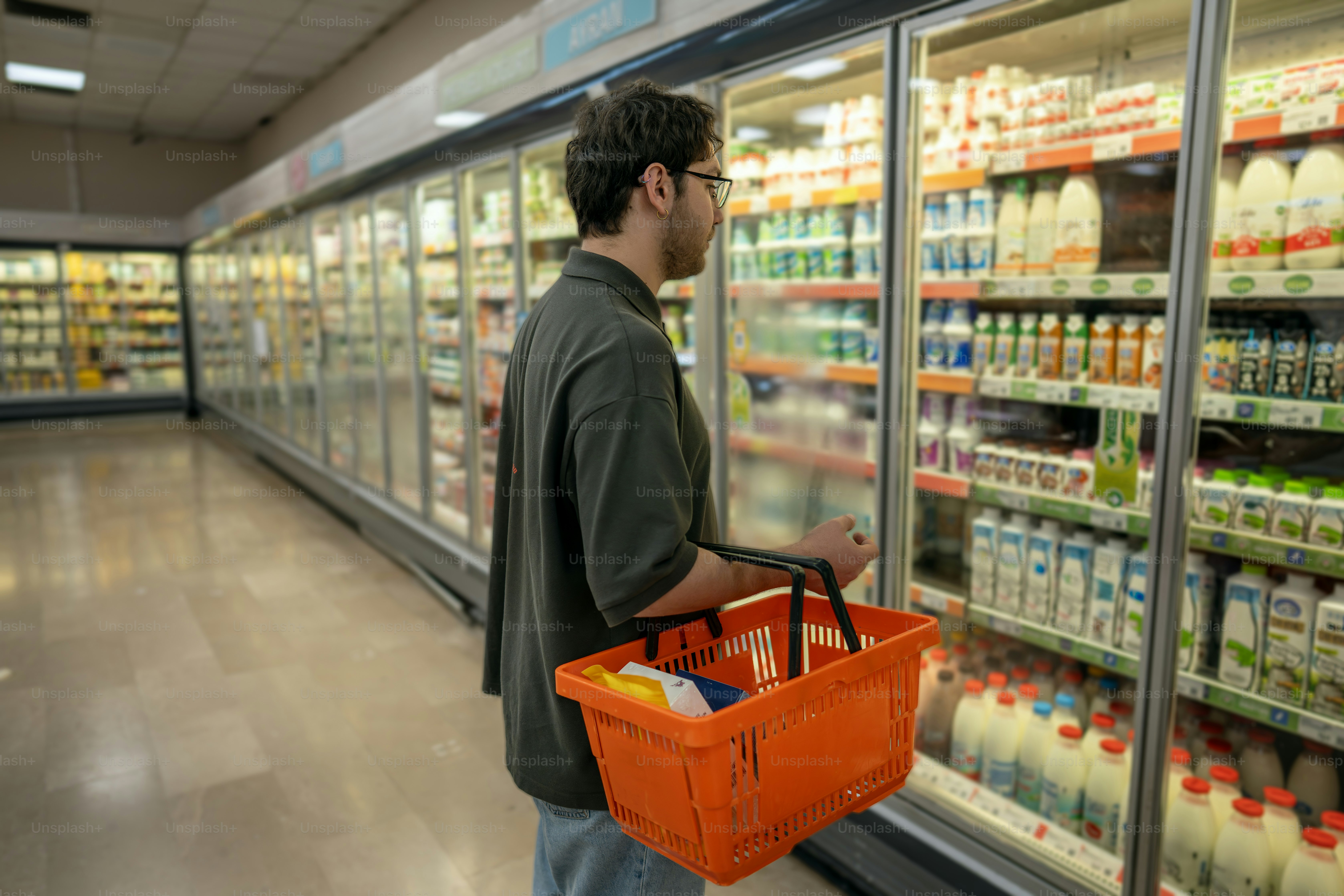 Inventory Optimization for Grocery Retailers