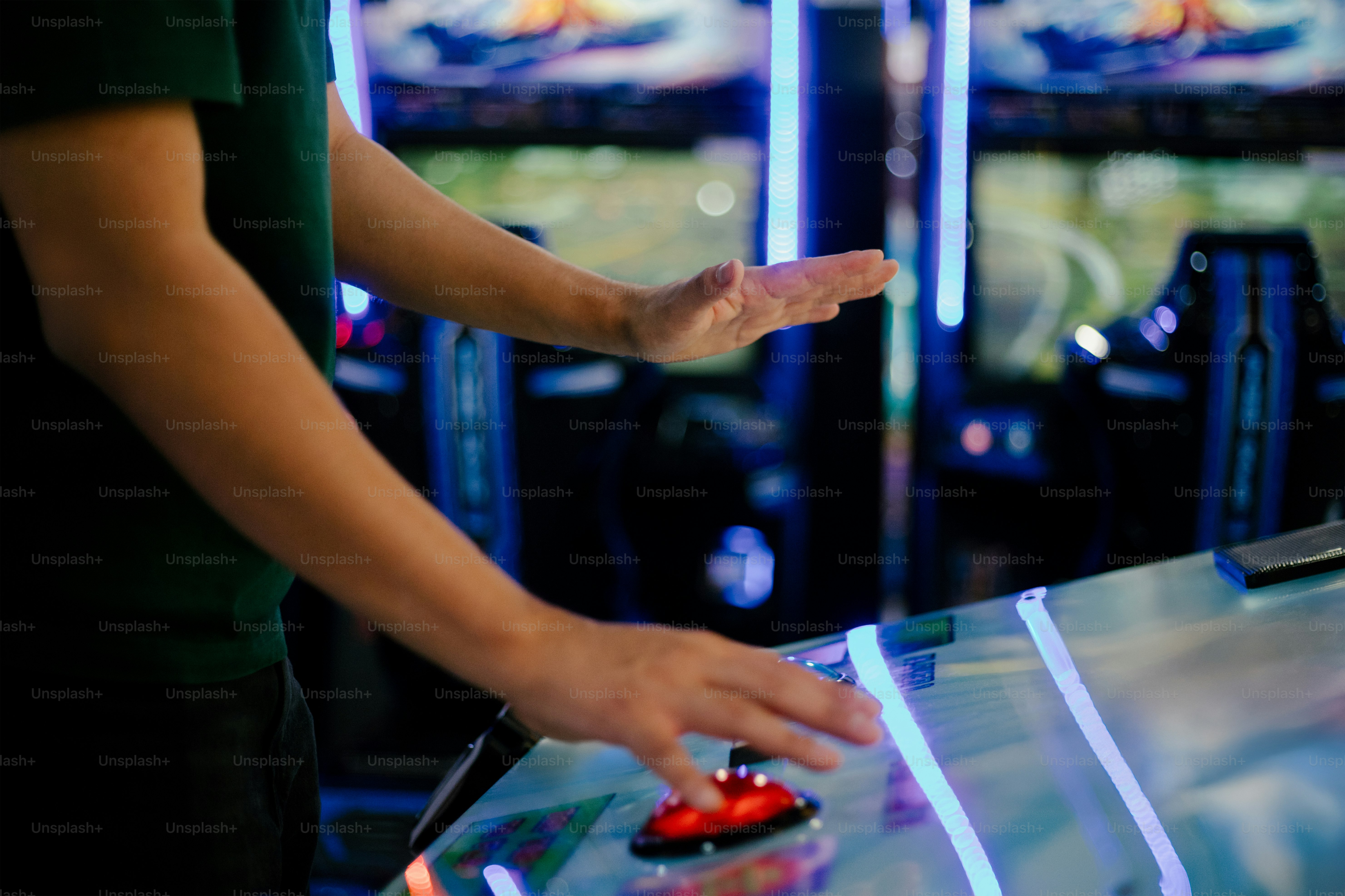 premium_photo-1744837384912-3a56a268a6ff?ixid=M3wxMjA3fDB8MXxzZWFyY2h8MTN8fGdhbWVhcnQlMjBzbG90cyUyMCUyNiUyMHJ0cCUyMGd1aWRlfGVufDB8fHx8MTc2MzQxOTgxNXww\u0026ixlib=rb-4.1.0