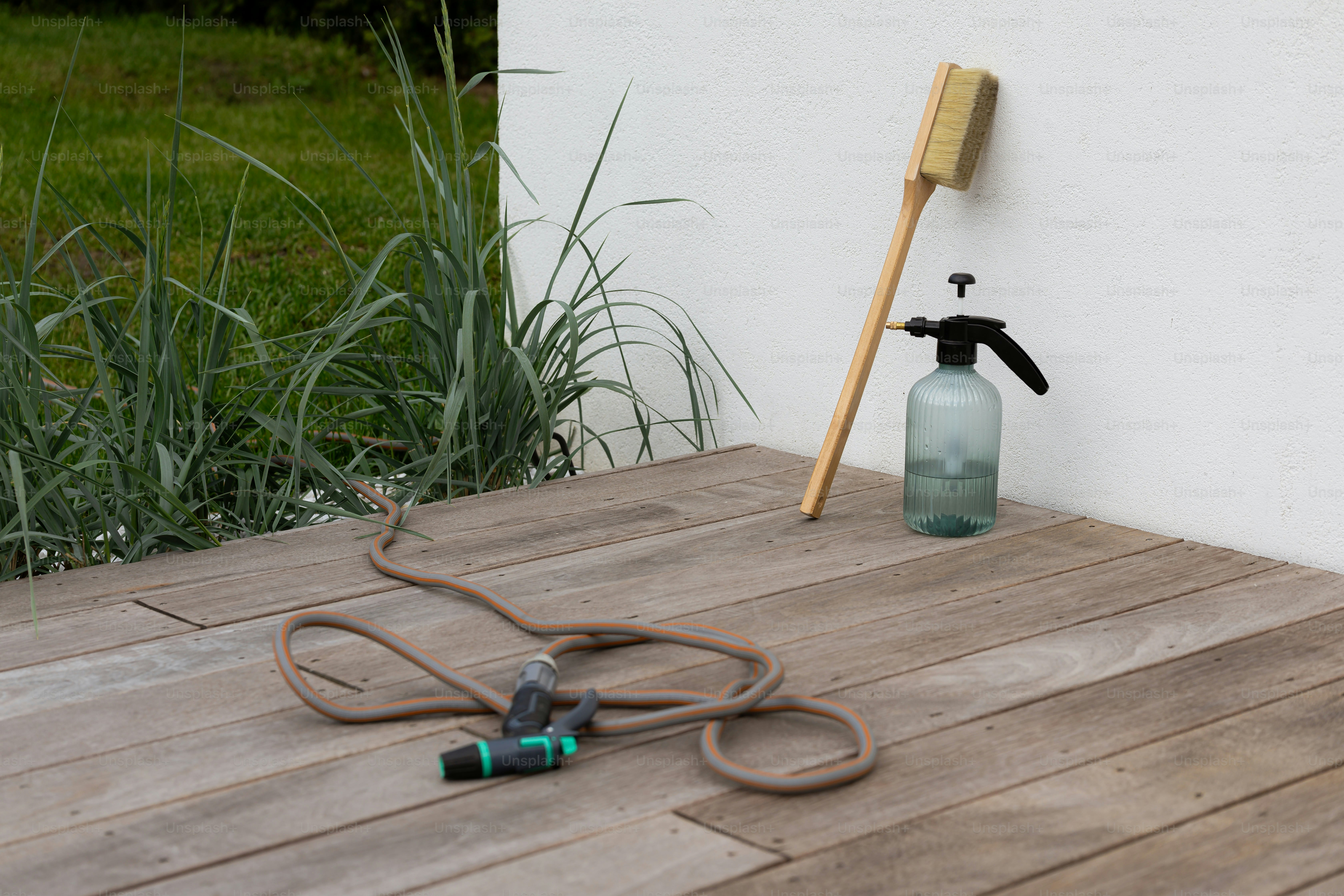 Matériel de nettoyage terrasse en bois extérieur — comparatif nettoyeur haute pression 2026