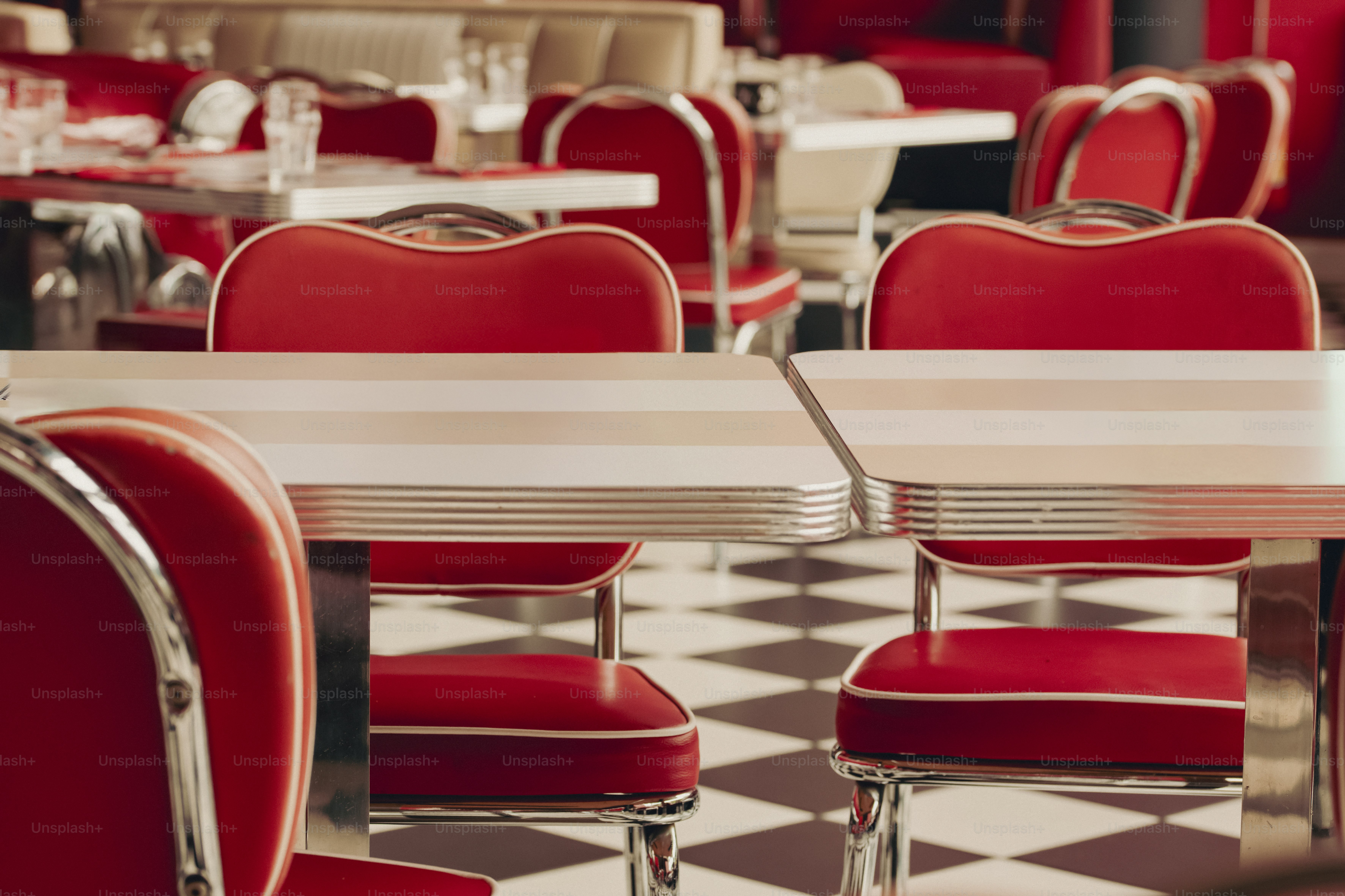 <NY> レトロ ダイナー風 赤いテーブル NY様専用> レトロ ダイナー風 赤いテーブル