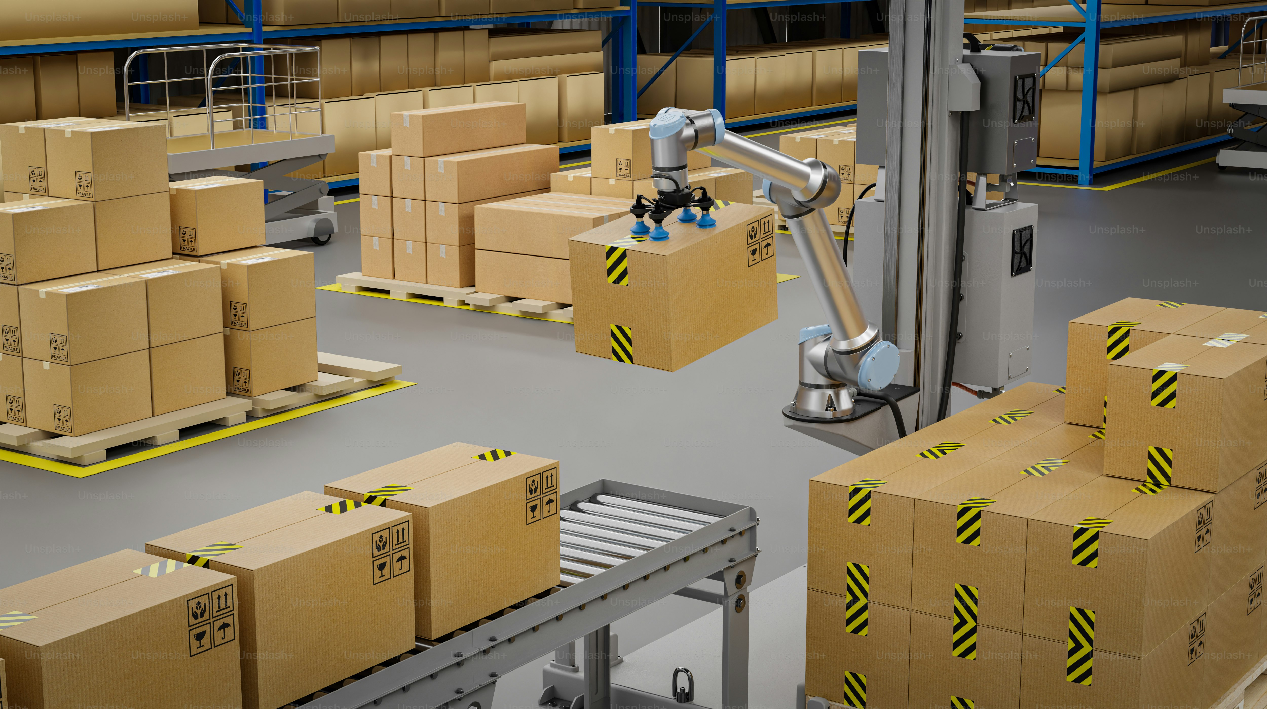Un brazo robótico mueve eficientemente las cajas en un almacén.