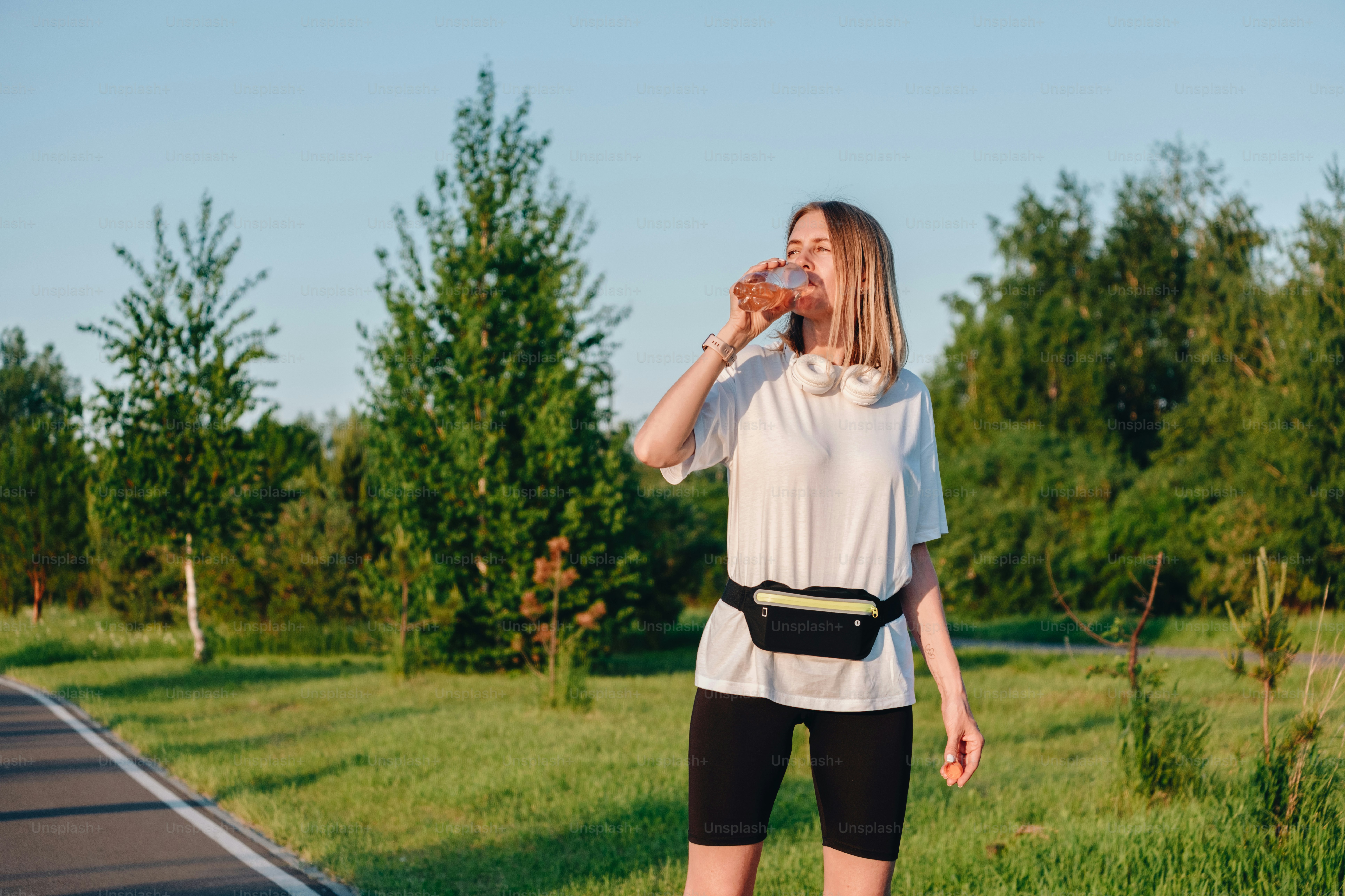 10 Carpool-Approved Mom Style Outfits for Quick Mornings