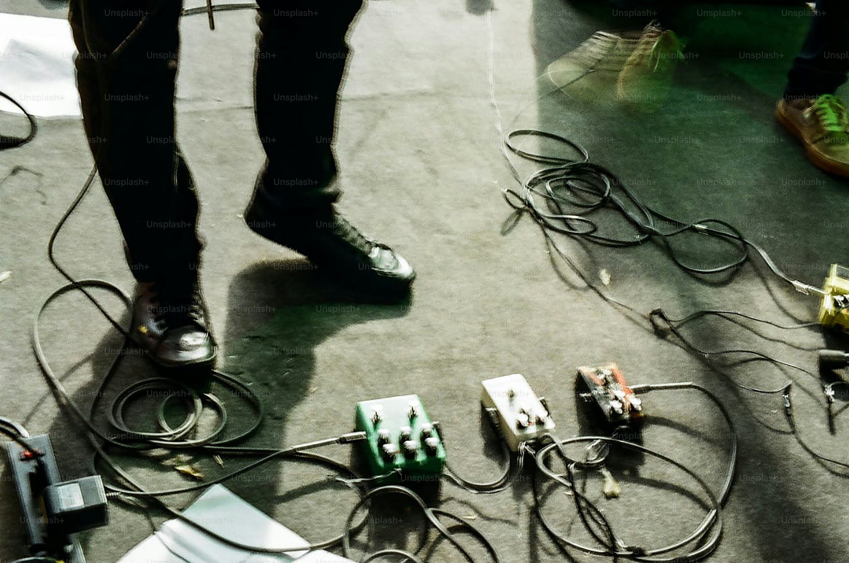 Are Multi-Effects Processors Better Than Individual Bass Pedals?