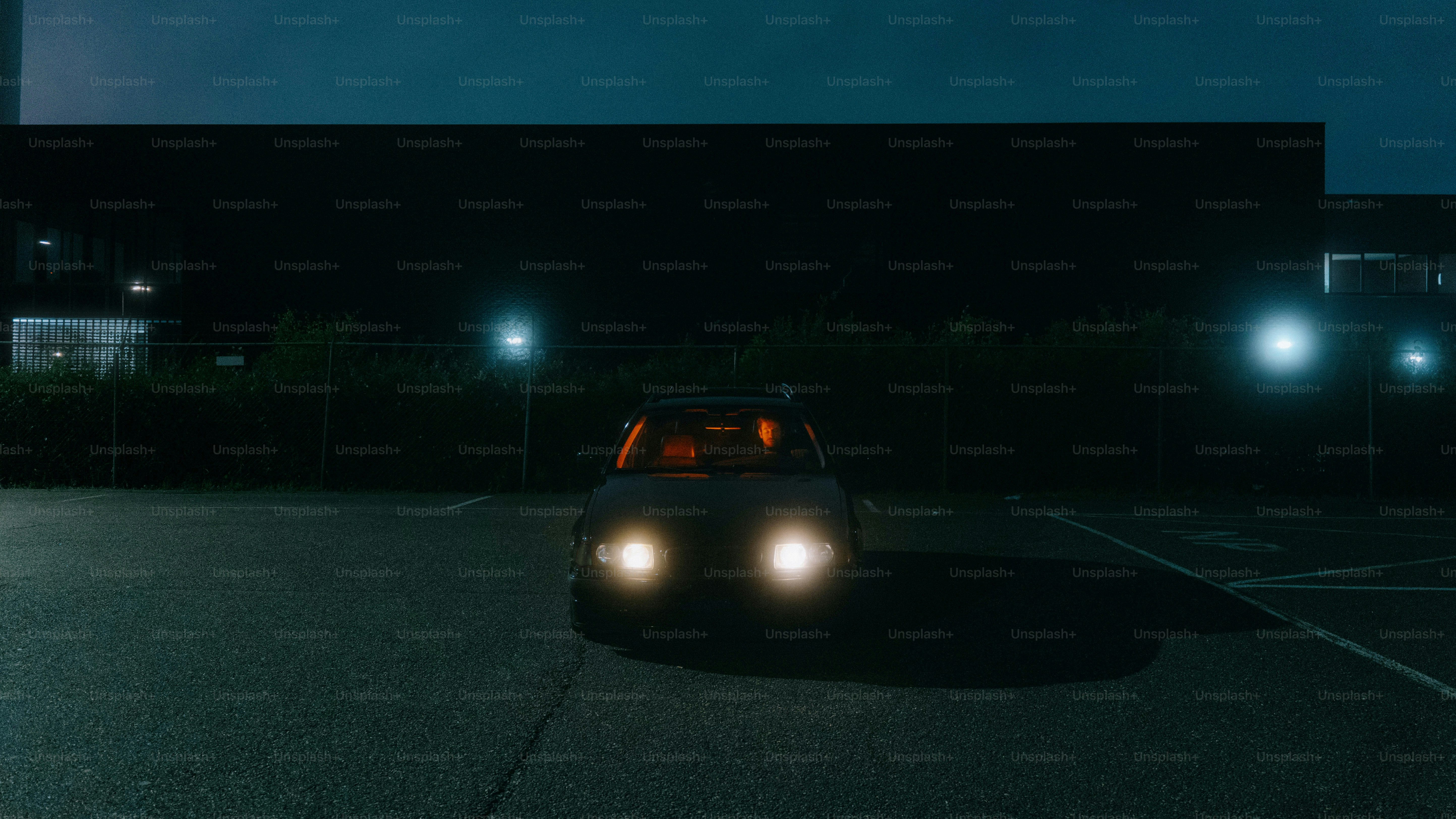 Saiba como dirigir com segurança à noite, image size:3000x1688