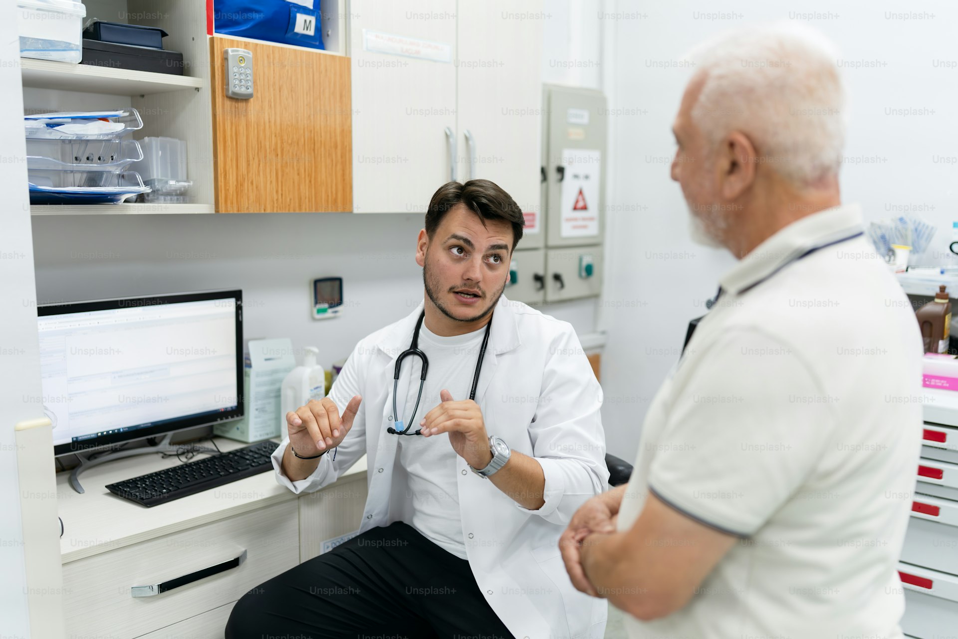 Doctor and patient in a calm conversation during a hospital consultation