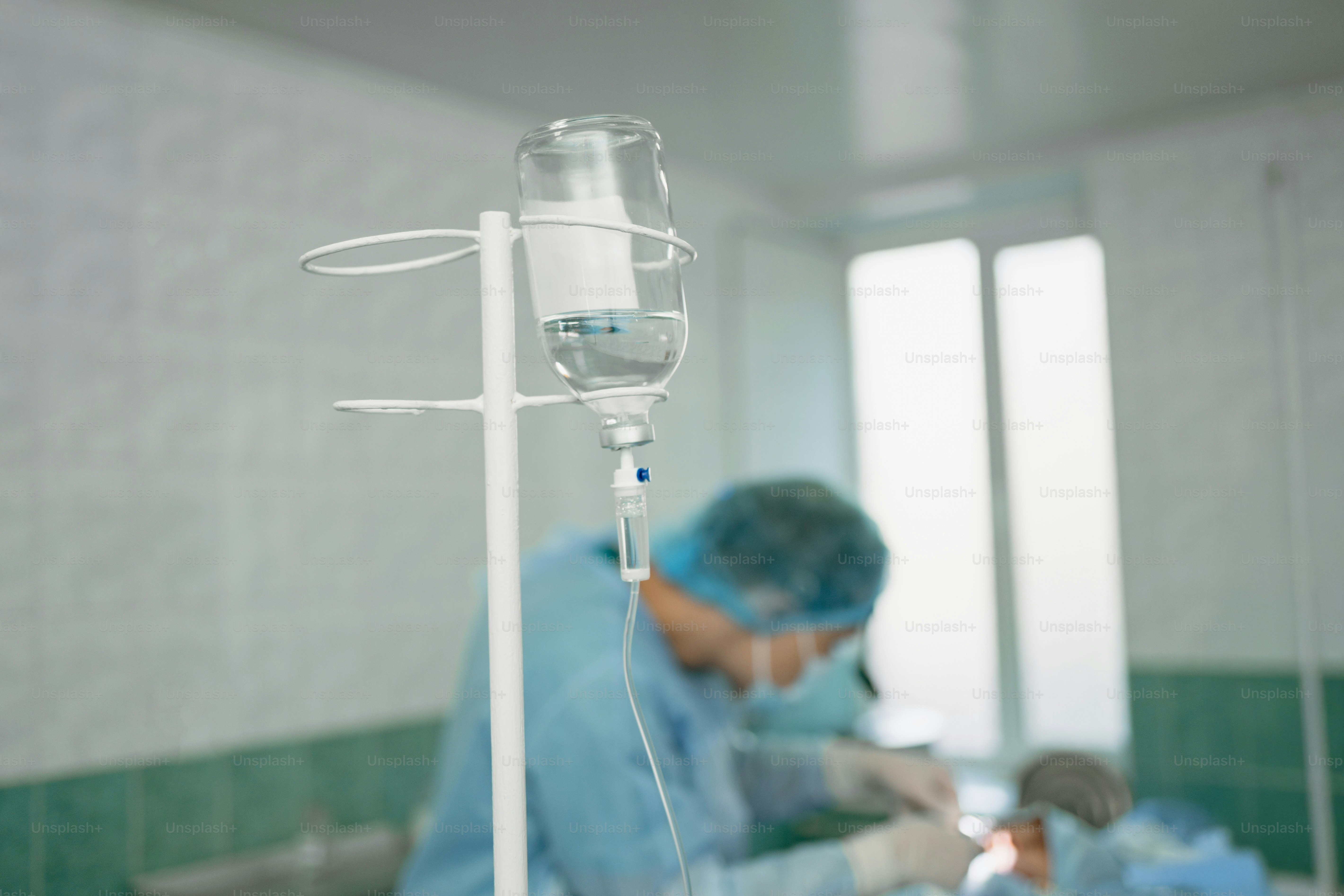 Surgeons are performing an operation on a patient. photo – Doctor Image ...