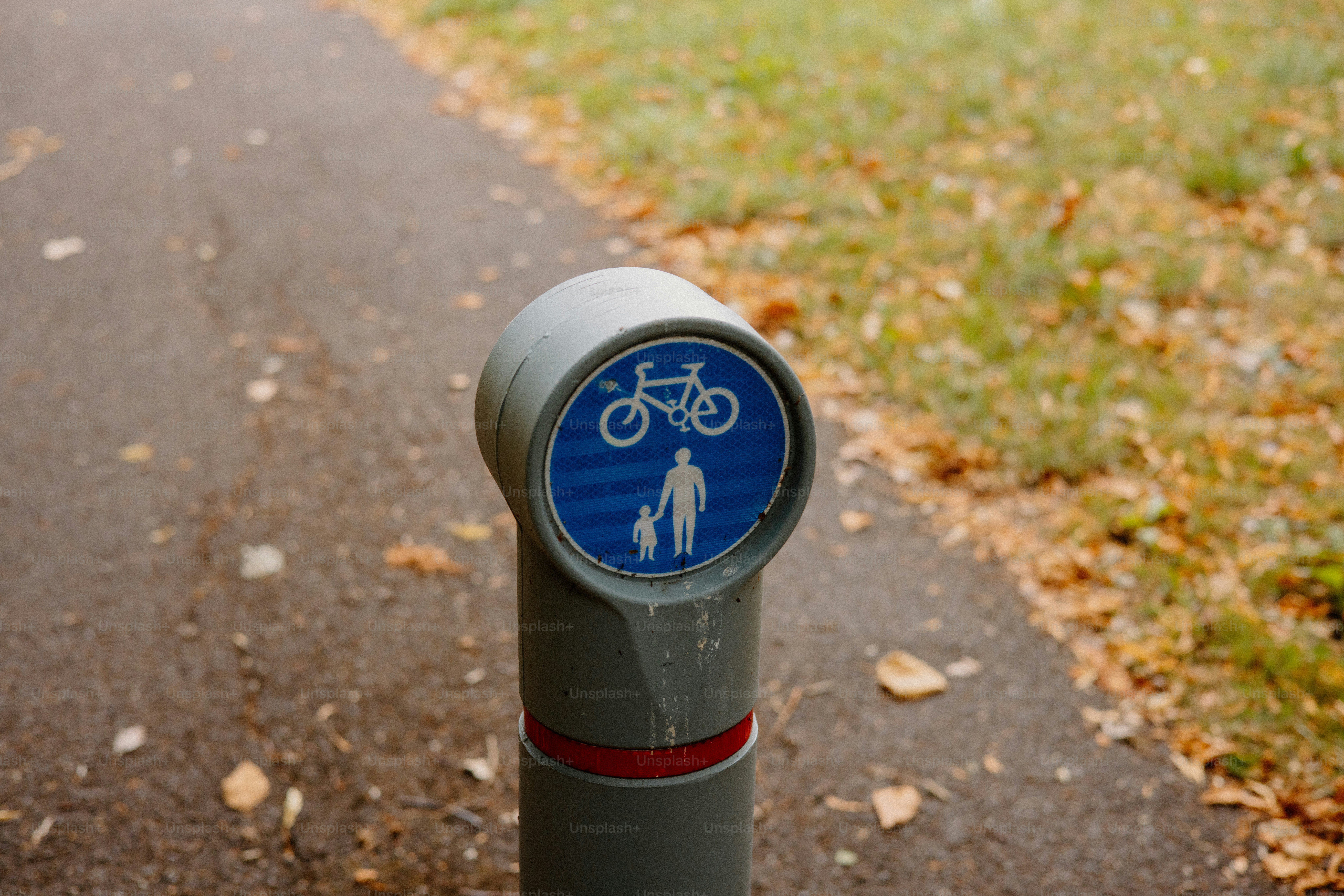 Percorso condiviso per bici e pedoni.