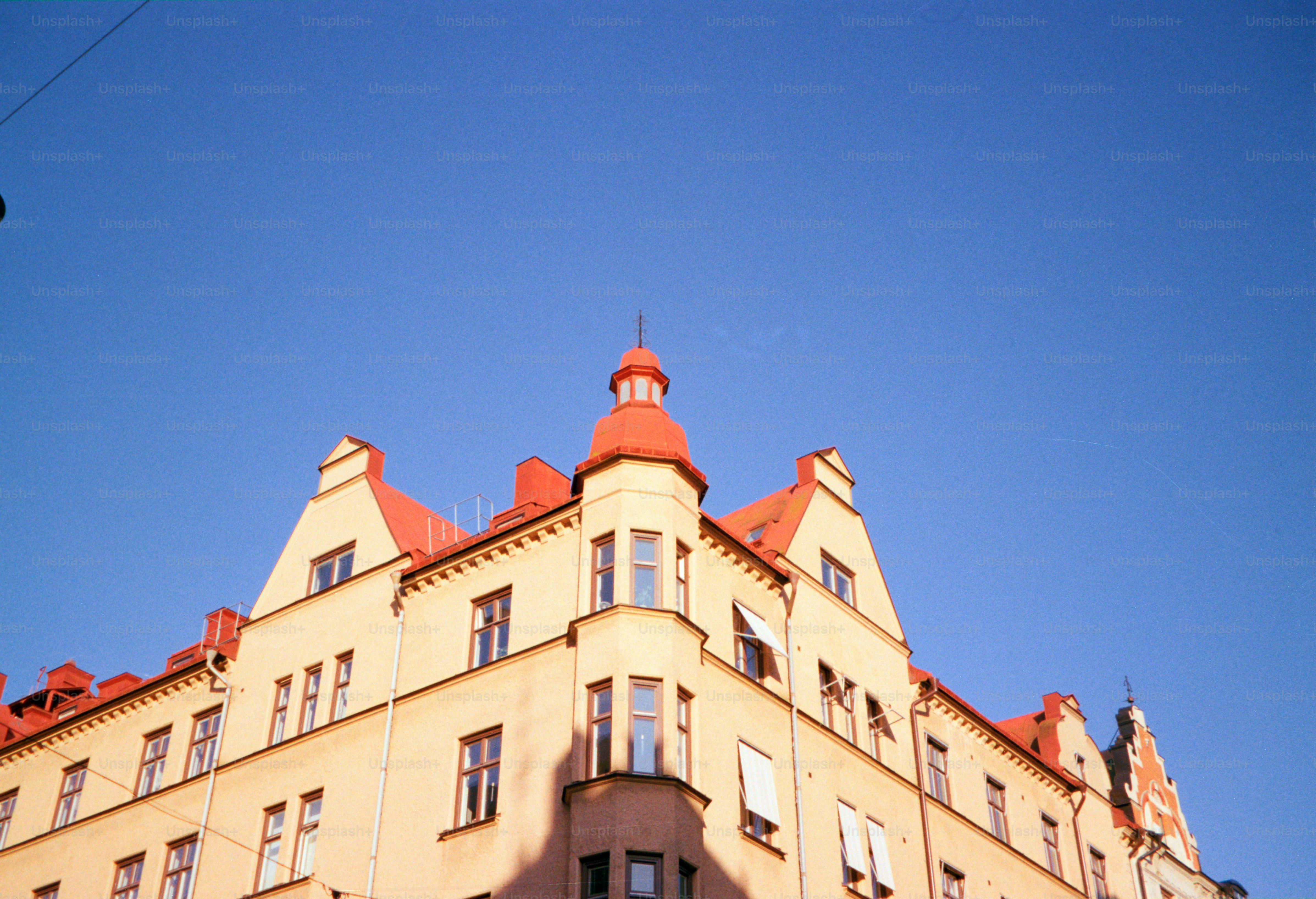 premium_photo-1754242289137-5f9276b22cc9?ixid=M3wxMjA3fDB8MXxzZWFyY2h8MXx8bSVDMyVCNmJsaWVydGUlMjB3b2hudW5nJTIwbGVpcHppZ3xlbnwwfHx8fDE3NjIzMzA1NzR8MA\u0026ixlib=rb-4.1.0