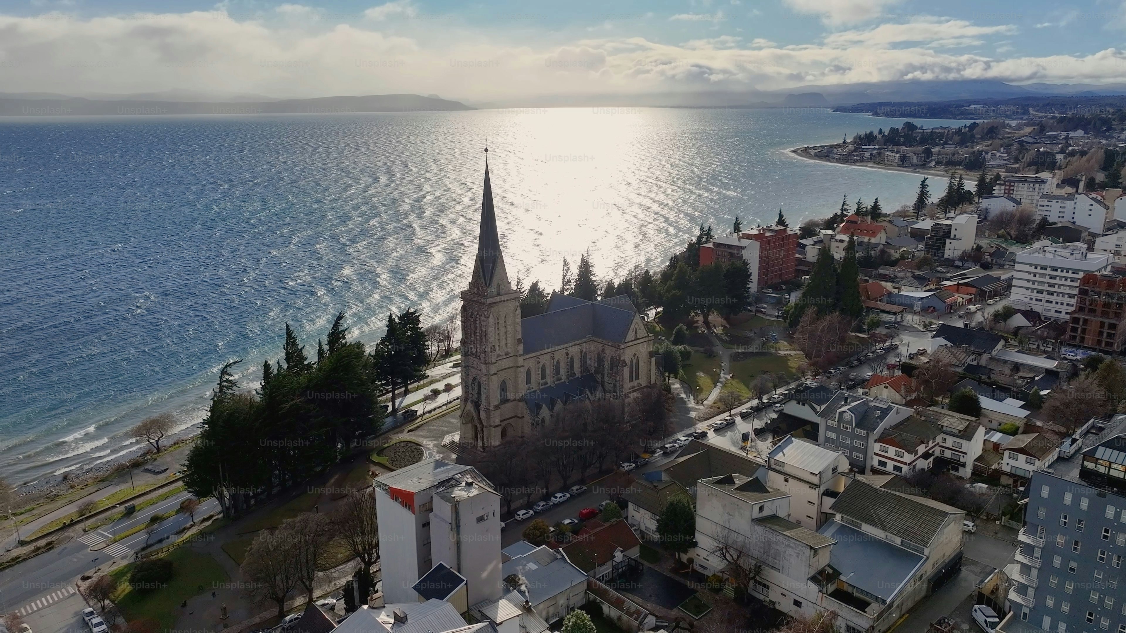 Gereja Bariloche Di San Carlos De Bariloche Di Rio Negro, Argentina. Gereja Abad Pertengahan. Pusat Kota. Pemandangan kota yang menakjubkan. Gereja Bariloche Di San Carlos De Bariloche Di Rio Negro, Argentina.