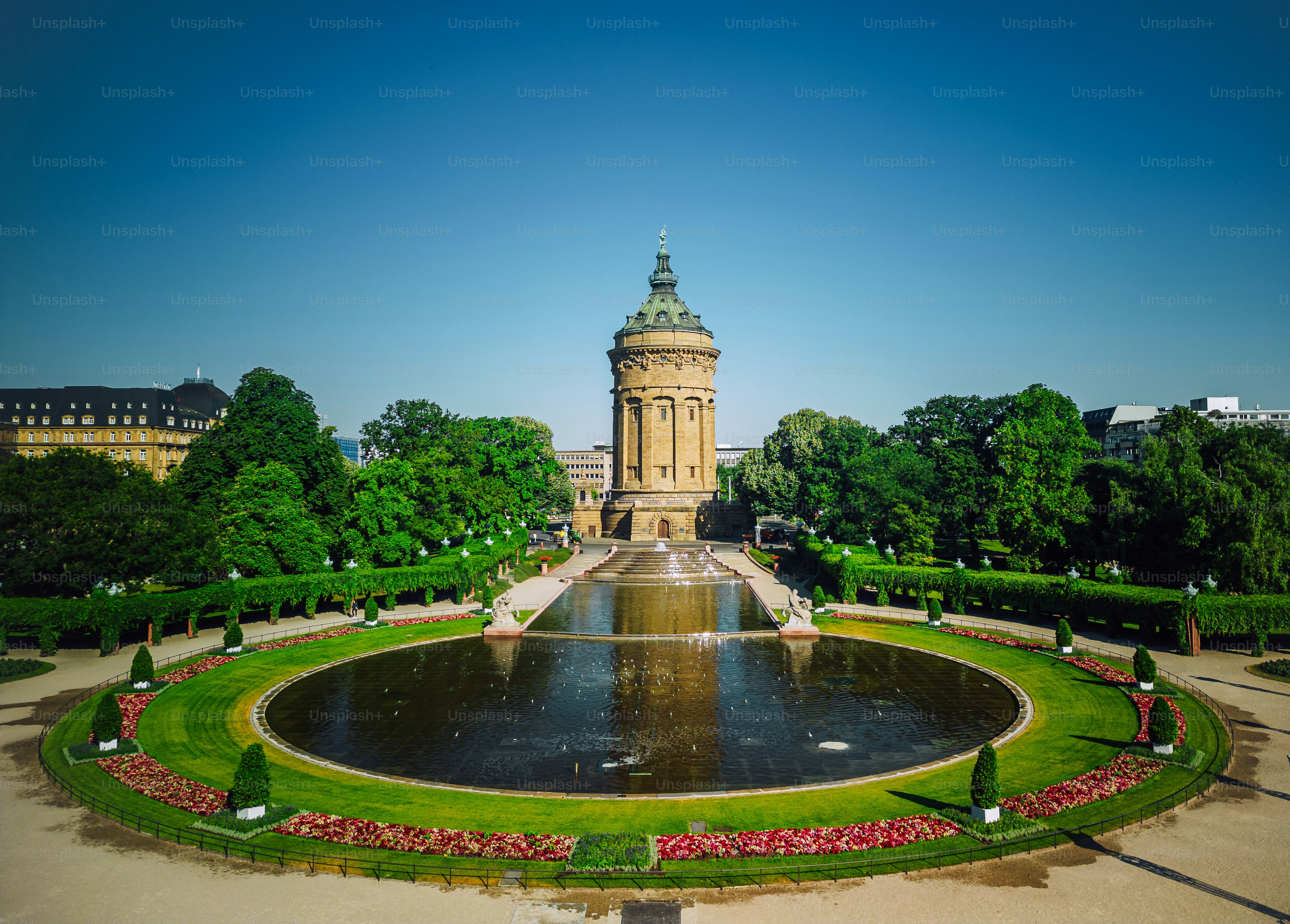 Cityscape of Mannheim, Baden-Württemberg, Germany. Friedrichsplatz with the  Mannheim Water Tower (Wasserturm) in the foreground photo – Architecture  Image on Unsplash, image size:3000x2150