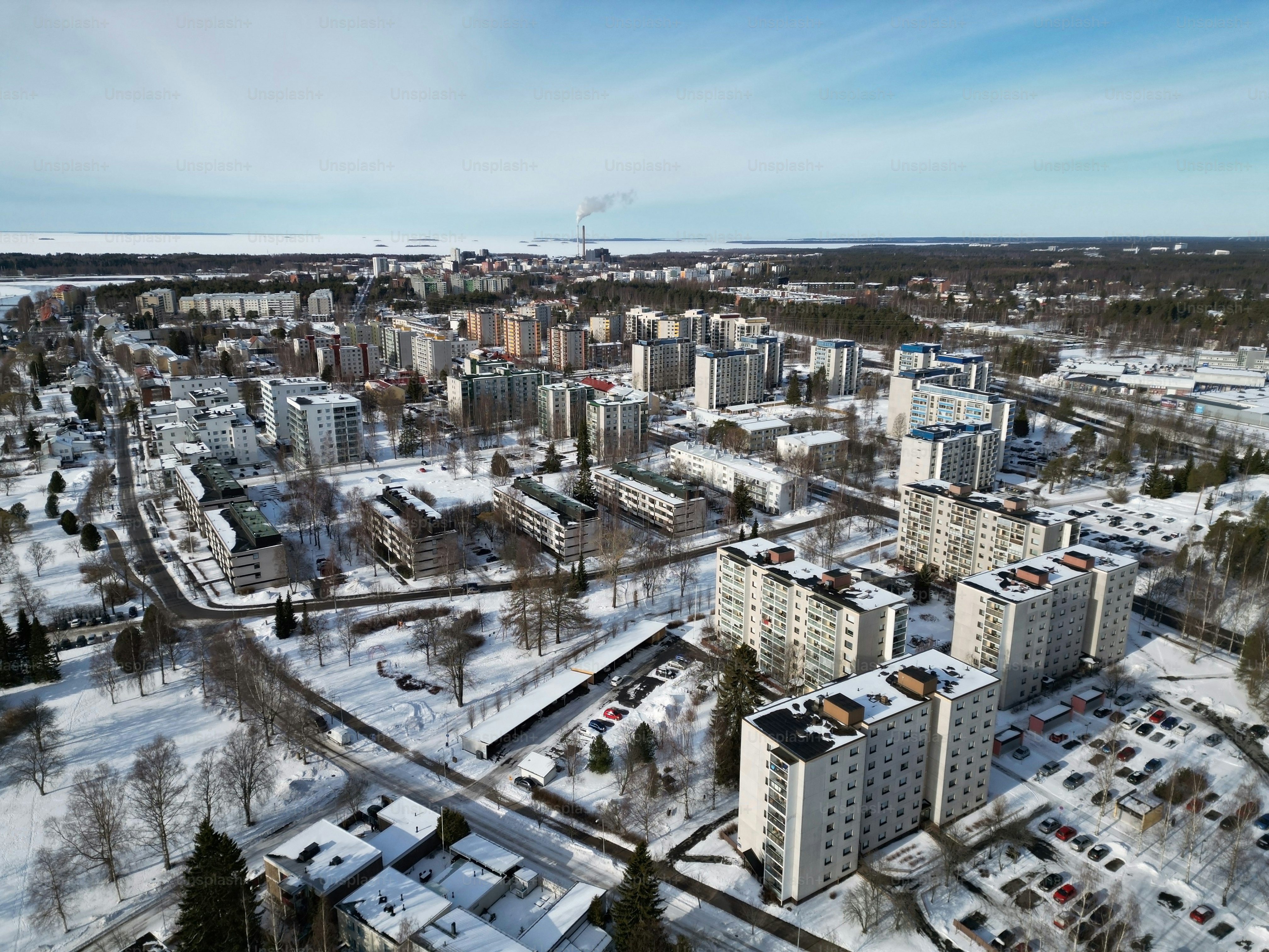 Vista aérea de la zona residencial de Tuira en Oulu, Finlandia