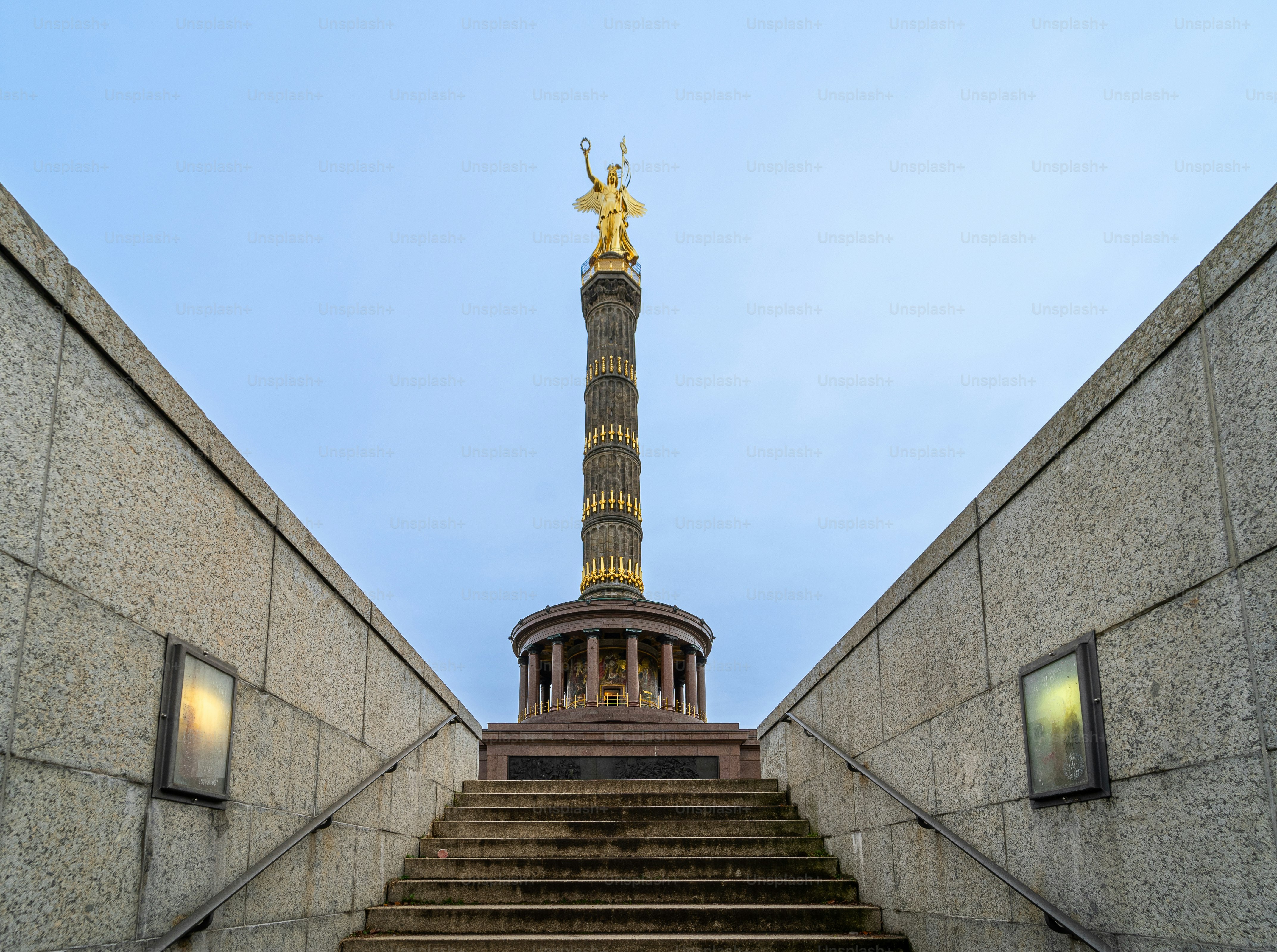 Sudut rendah kolom kemenangan Berlin