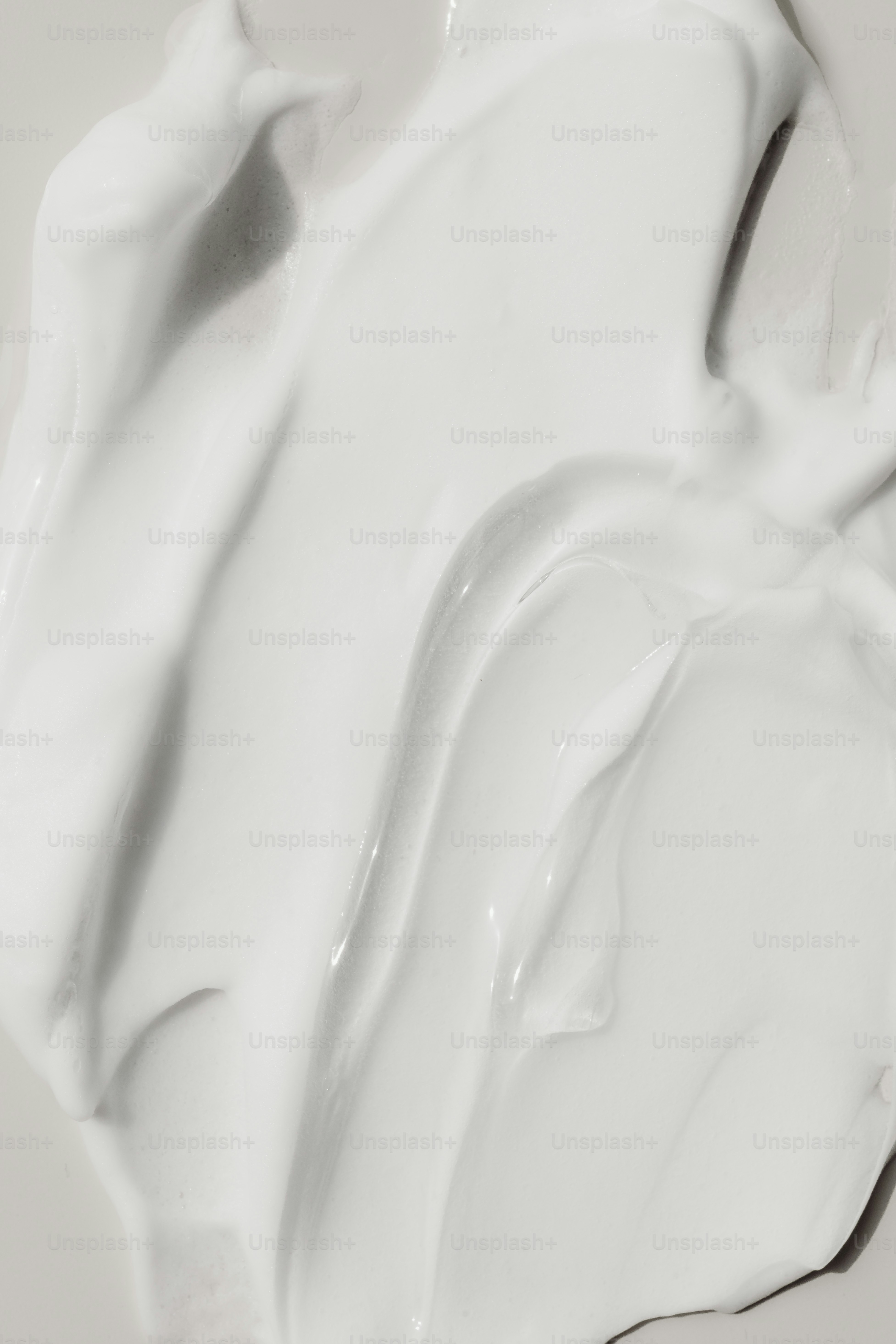 Textura creme branca com linhas suaves e fluidas