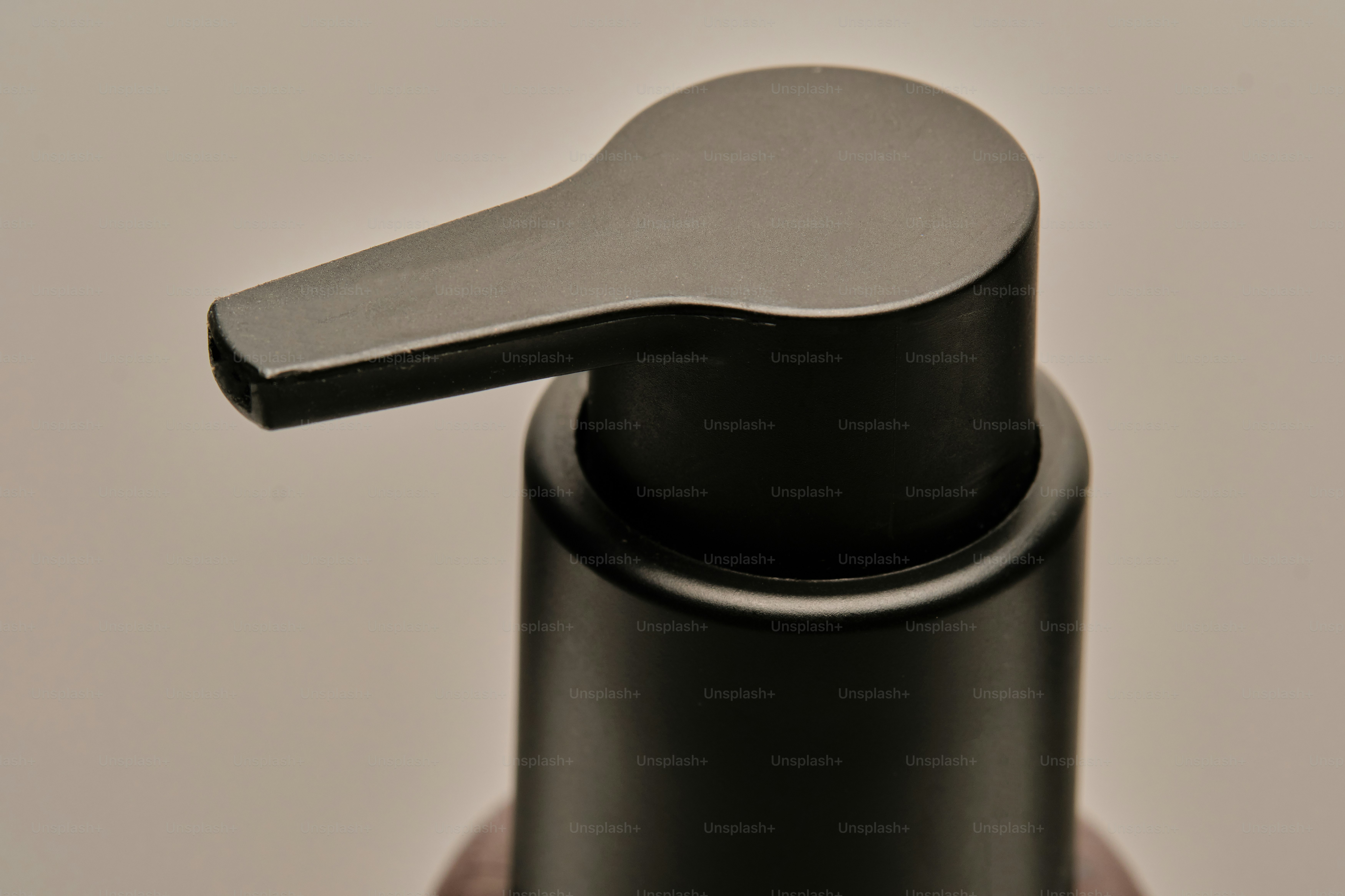 close-up, de, um, preto, bomba, dispenser,