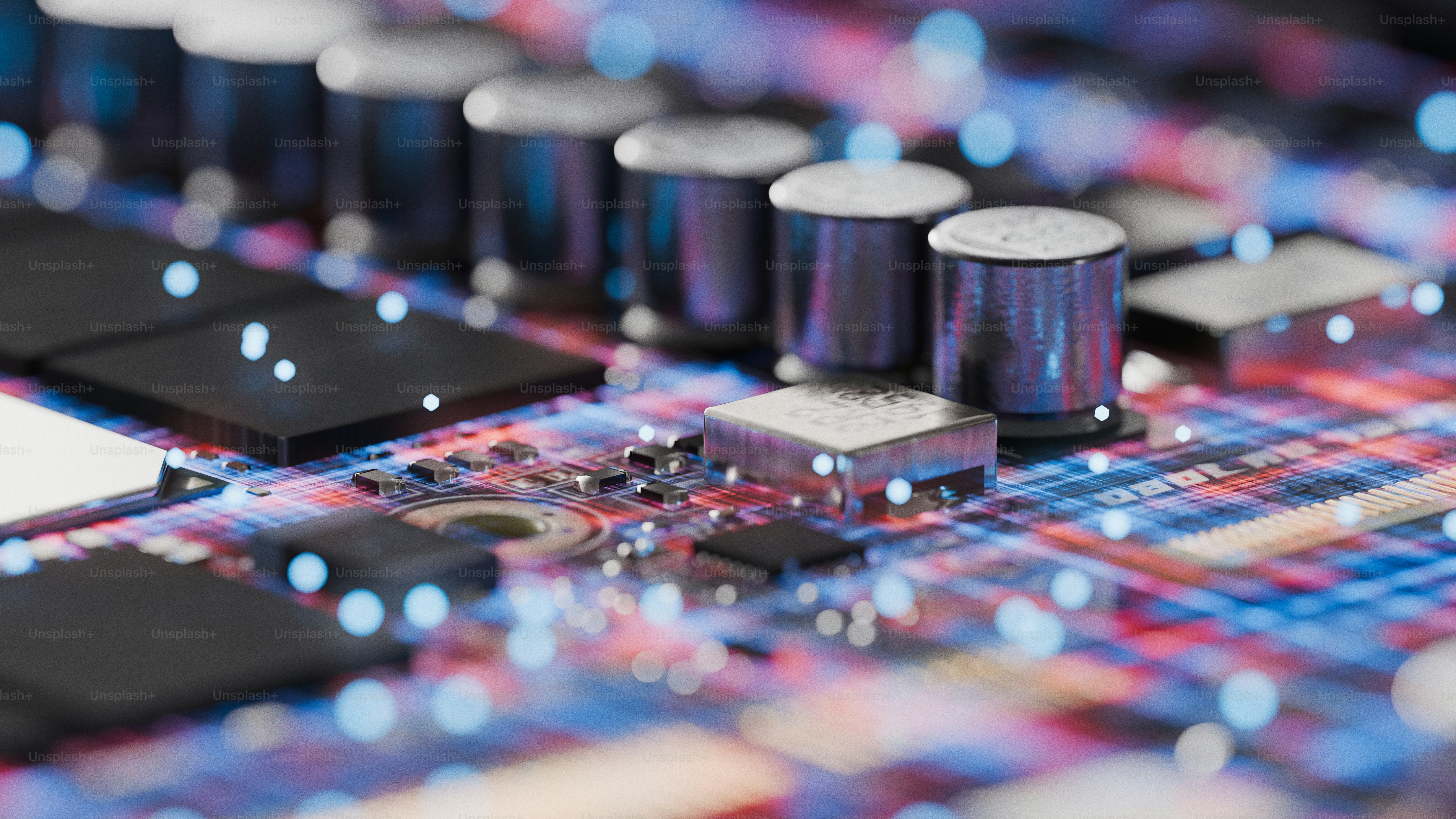 Gros plan de composants électroniques sur une carte de circuit imprimé