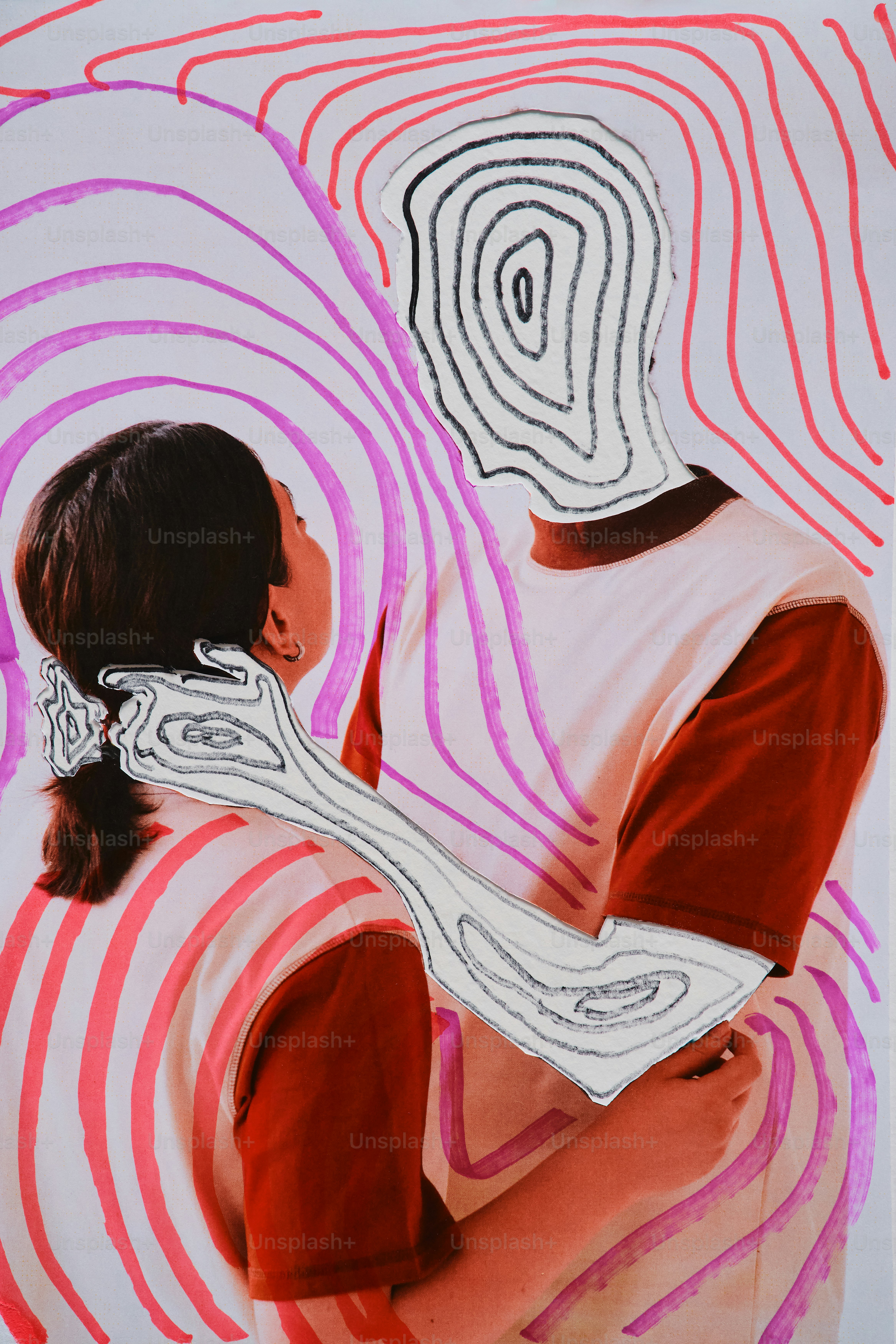 Pares que abraçam com linhas de contorno abstratas