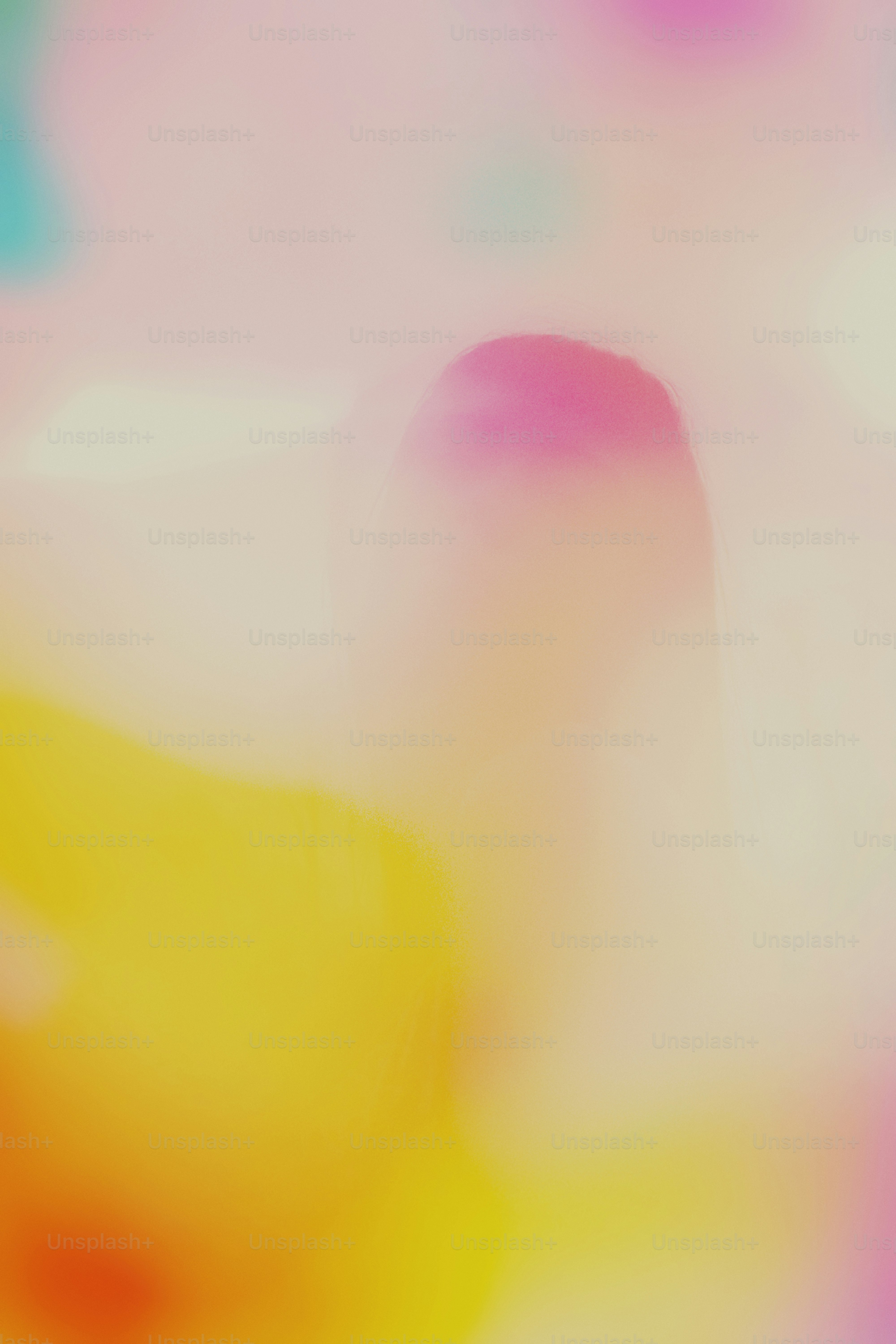Sfondo astratto colorato soft focus con rosa e giallo.