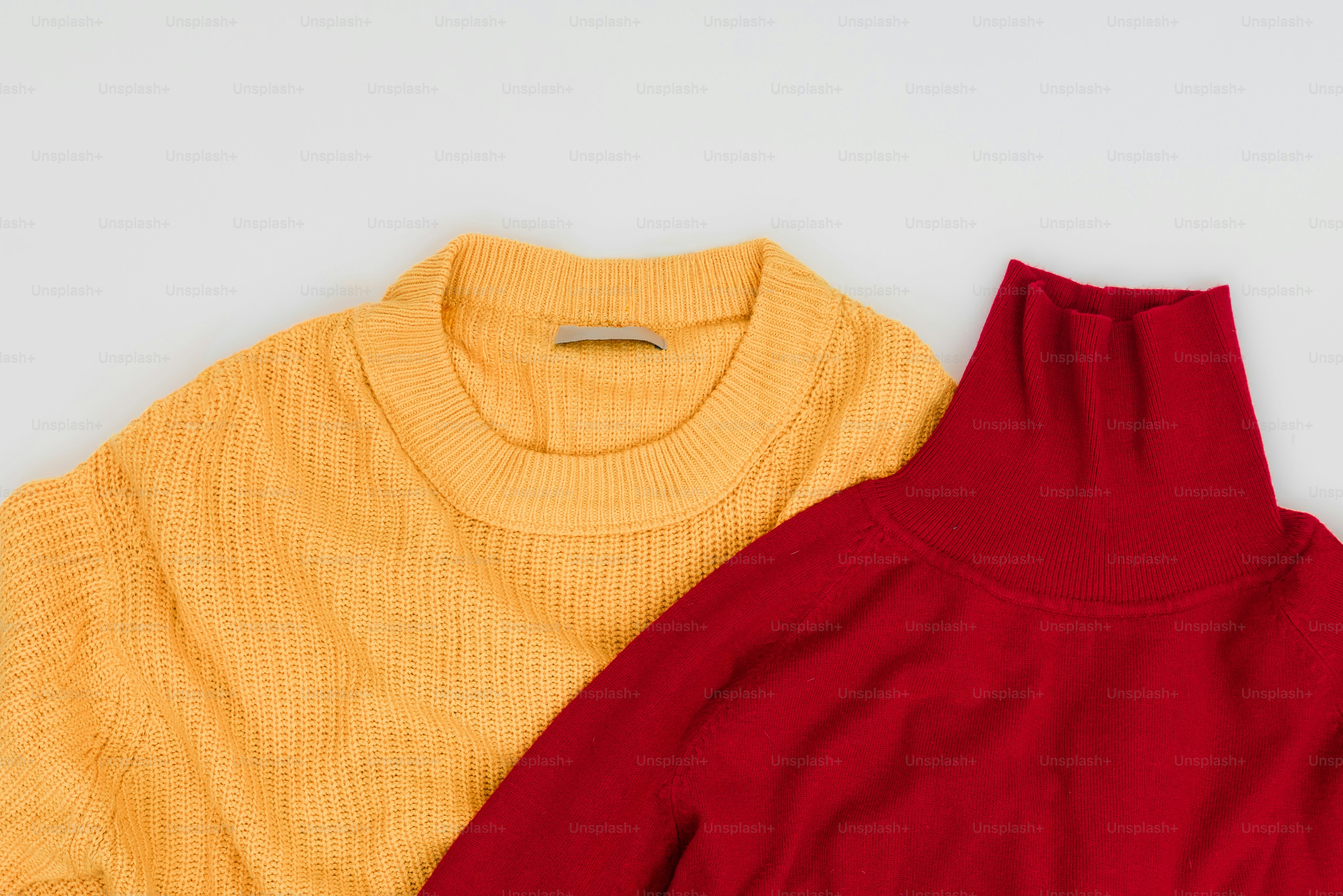 premium_photo-1758817738752-1ad67110caf9?ixid=M3wxMjA3fDB8MXxzZWFyY2h8MTN8fHRyYXZlbCUyMHB1bnMlMjBzd2VhdHNoaXJ0c3xlbnwwfHx8fDE3NjQyMjE5OTJ8MA\u0026ixlib=rb-4.1.0