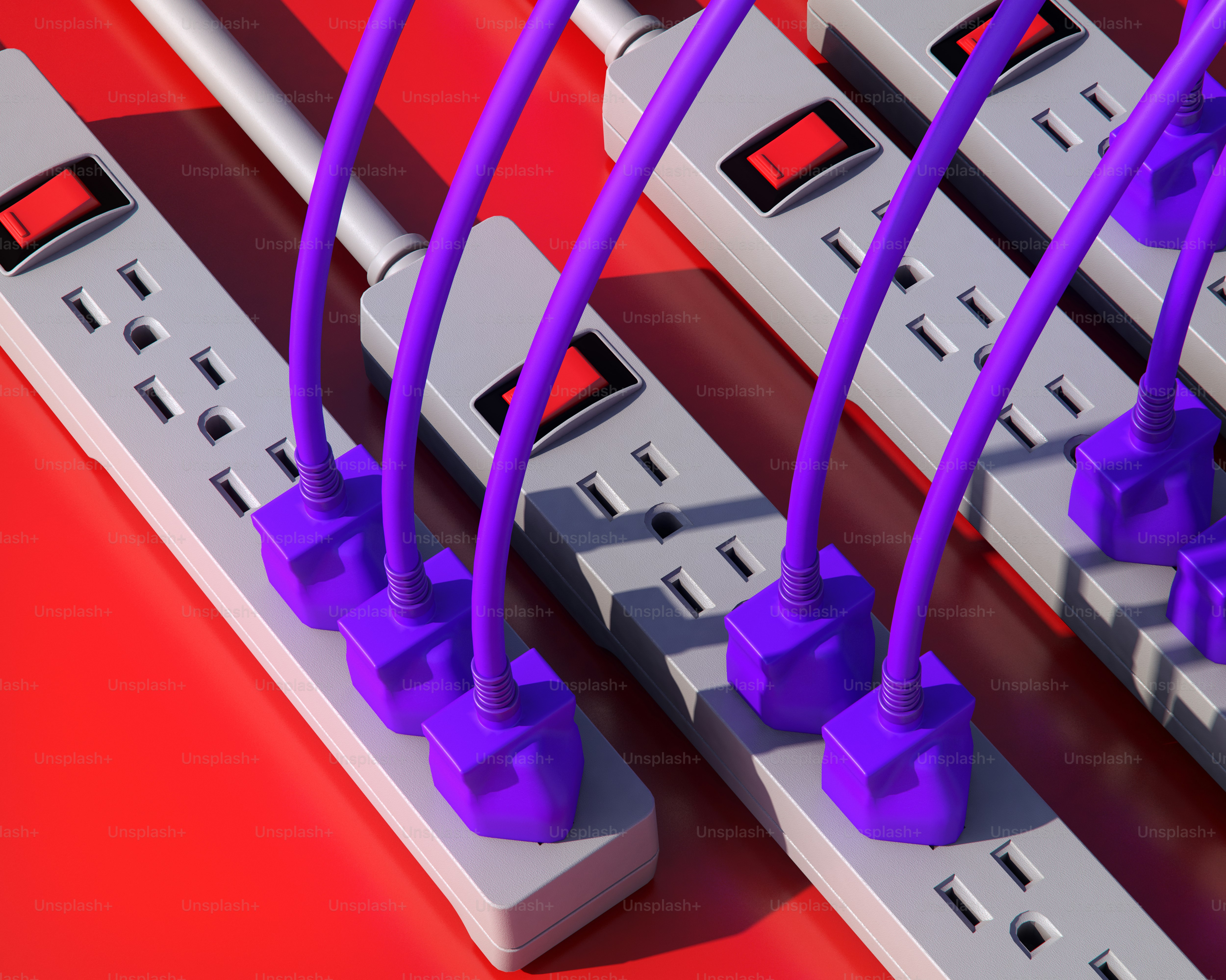 Vários filtros de linha com plugues roxos conectados.