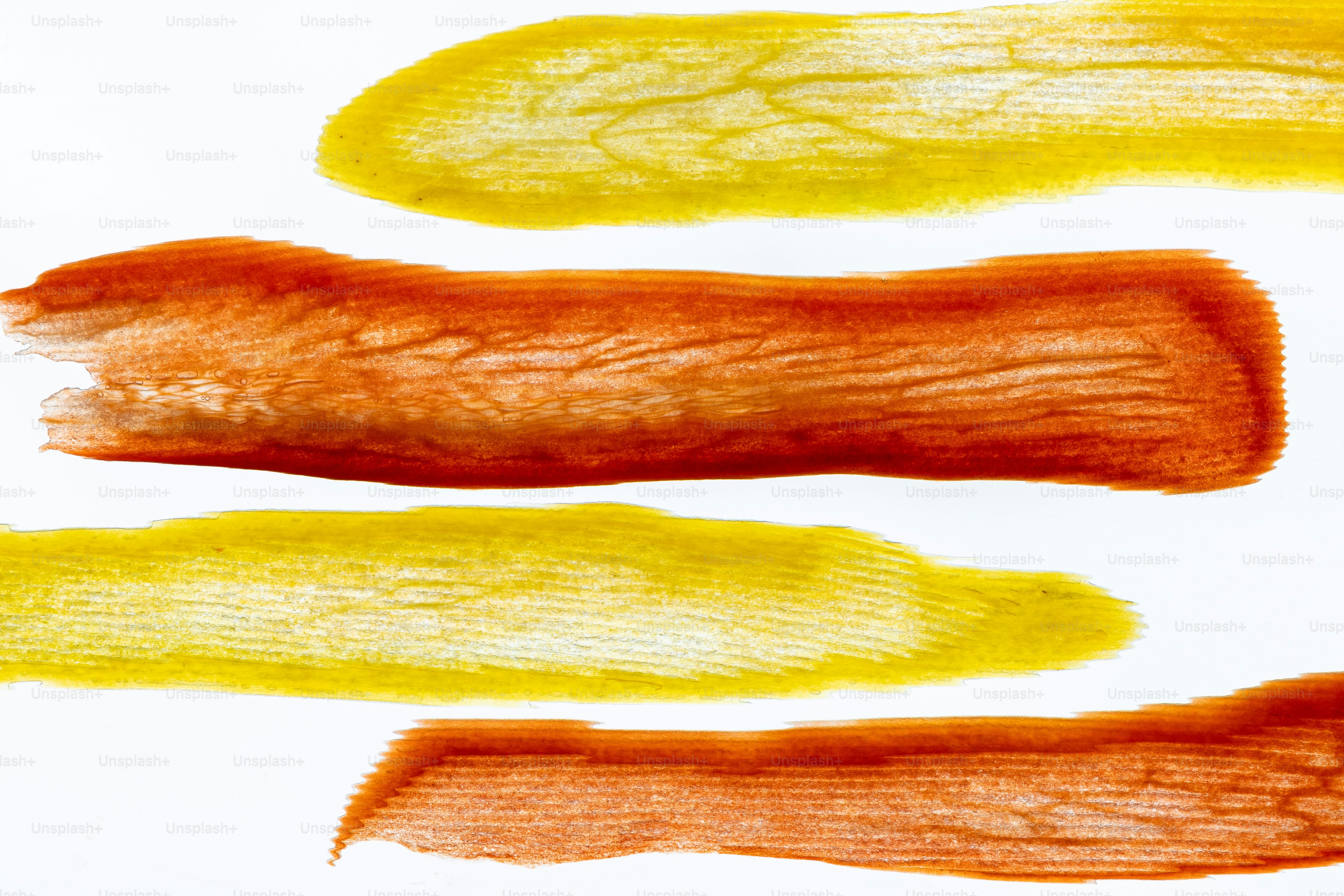 Abstract brush strokes of yellow and orange paint. photo – Background ...