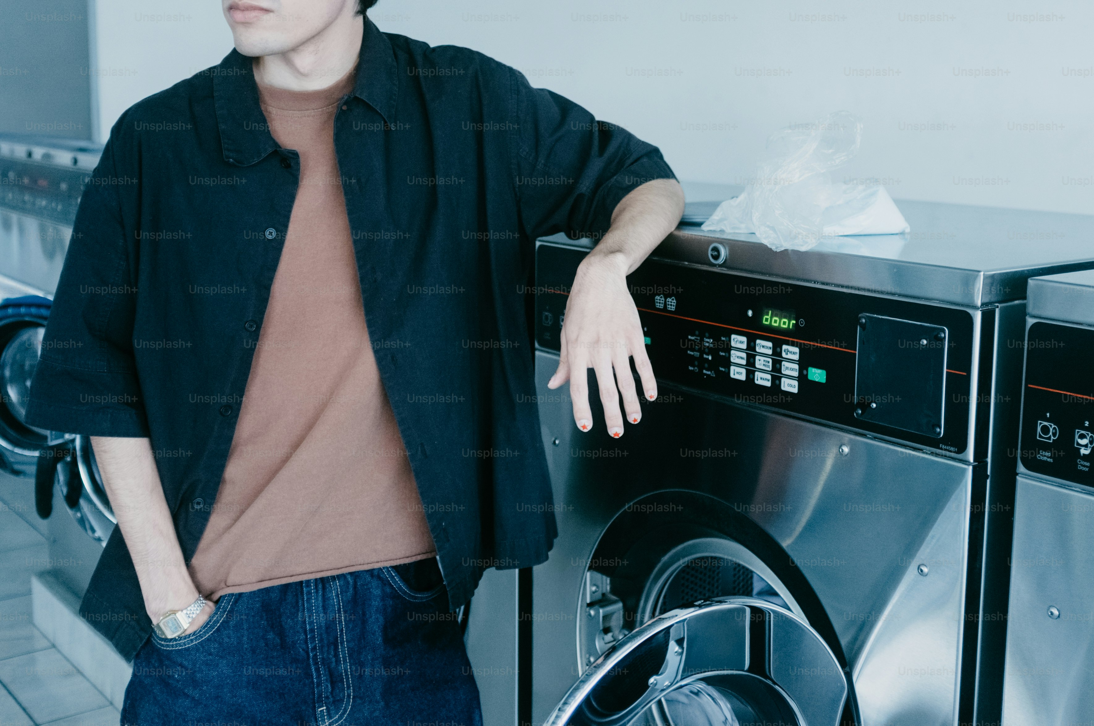 premium_photo-1761262863007-b865bcff2bf9?ixid=M3wxMjA3fDB8MXxzZWFyY2h8MXx8cG93ZXIlMjB3YXNoaW5nJTIwbmVhcmJ5JTIwc2VydmljZXN8ZW58MHx8fHwxNzYxODQ3NjU1fDA\u0026ixlib=rb-4.1.0