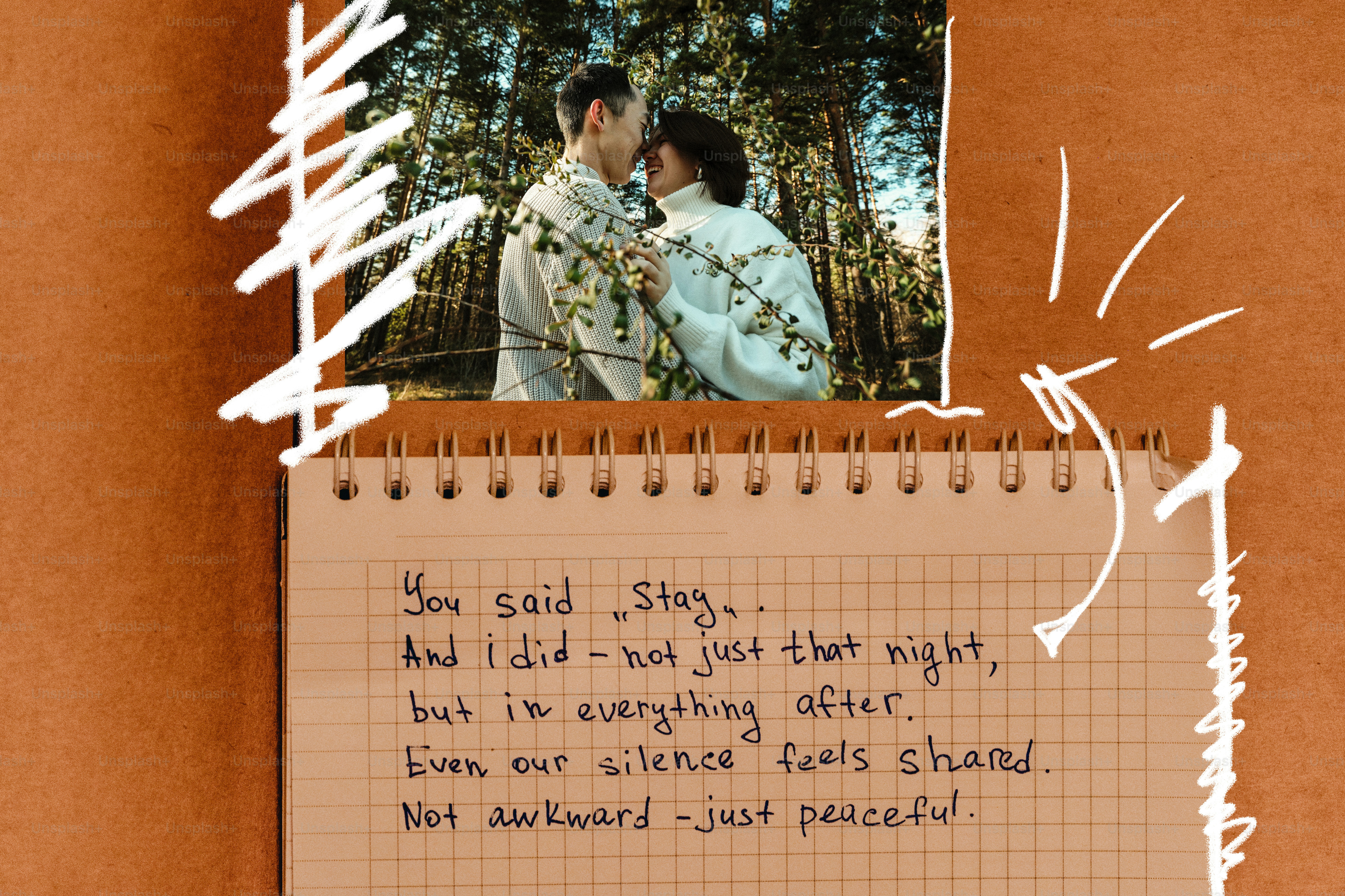 숲 속에서 포옹하는 커플.