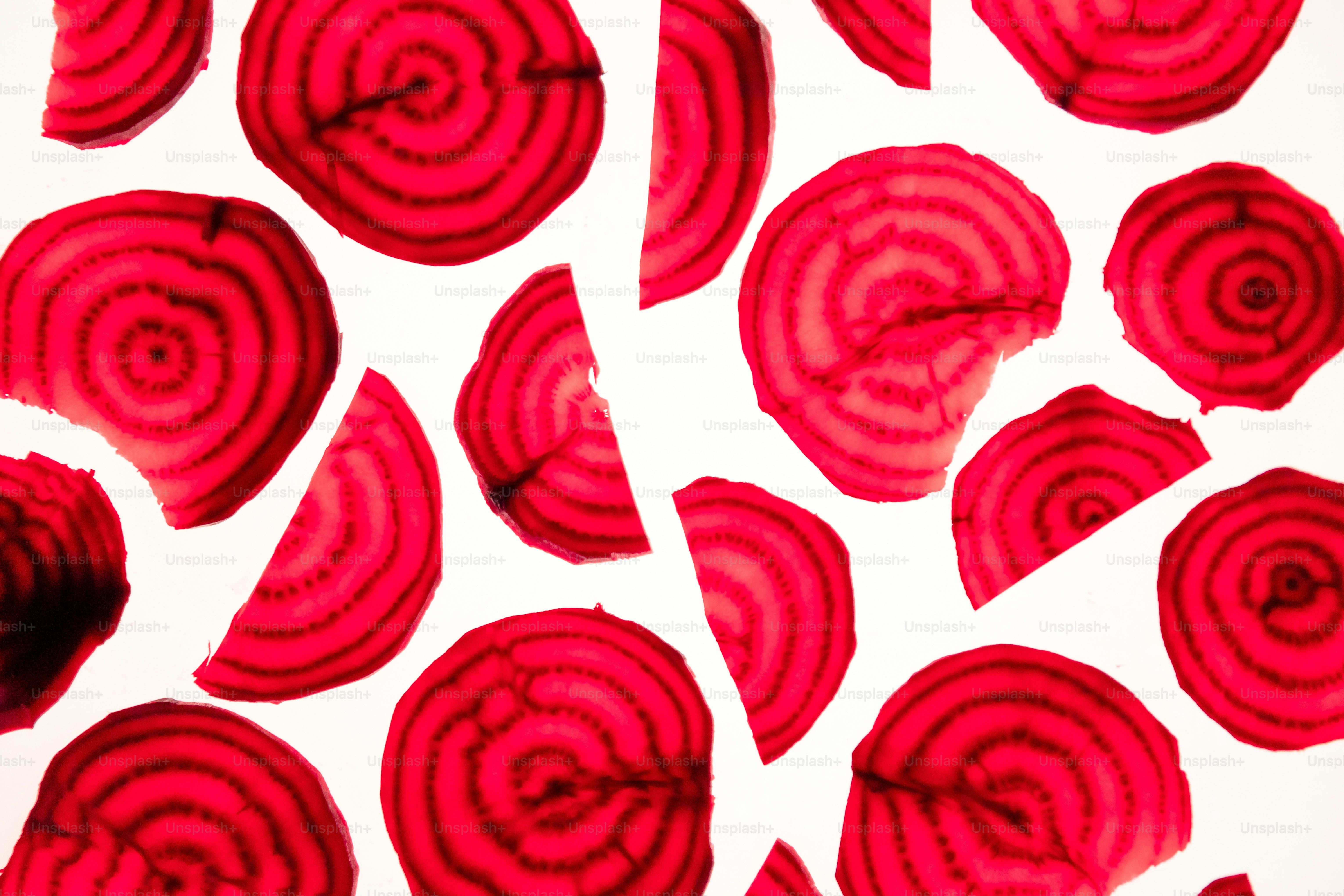 Sliced beets with concentric red rings photo – Texture Image on Unsplash