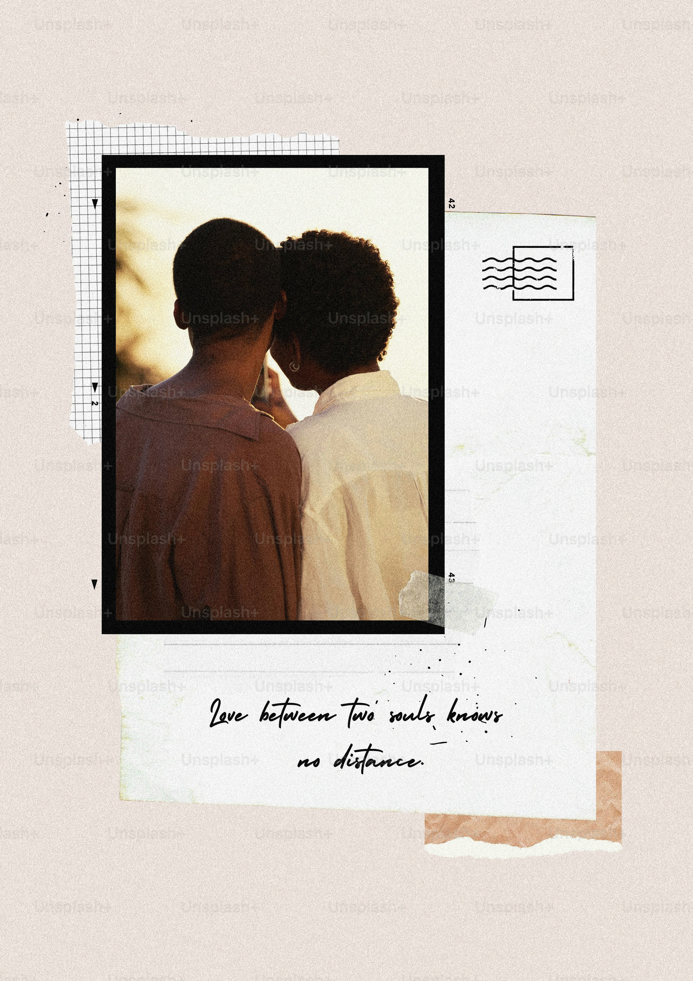 手書きの名言で抱き合う2人。