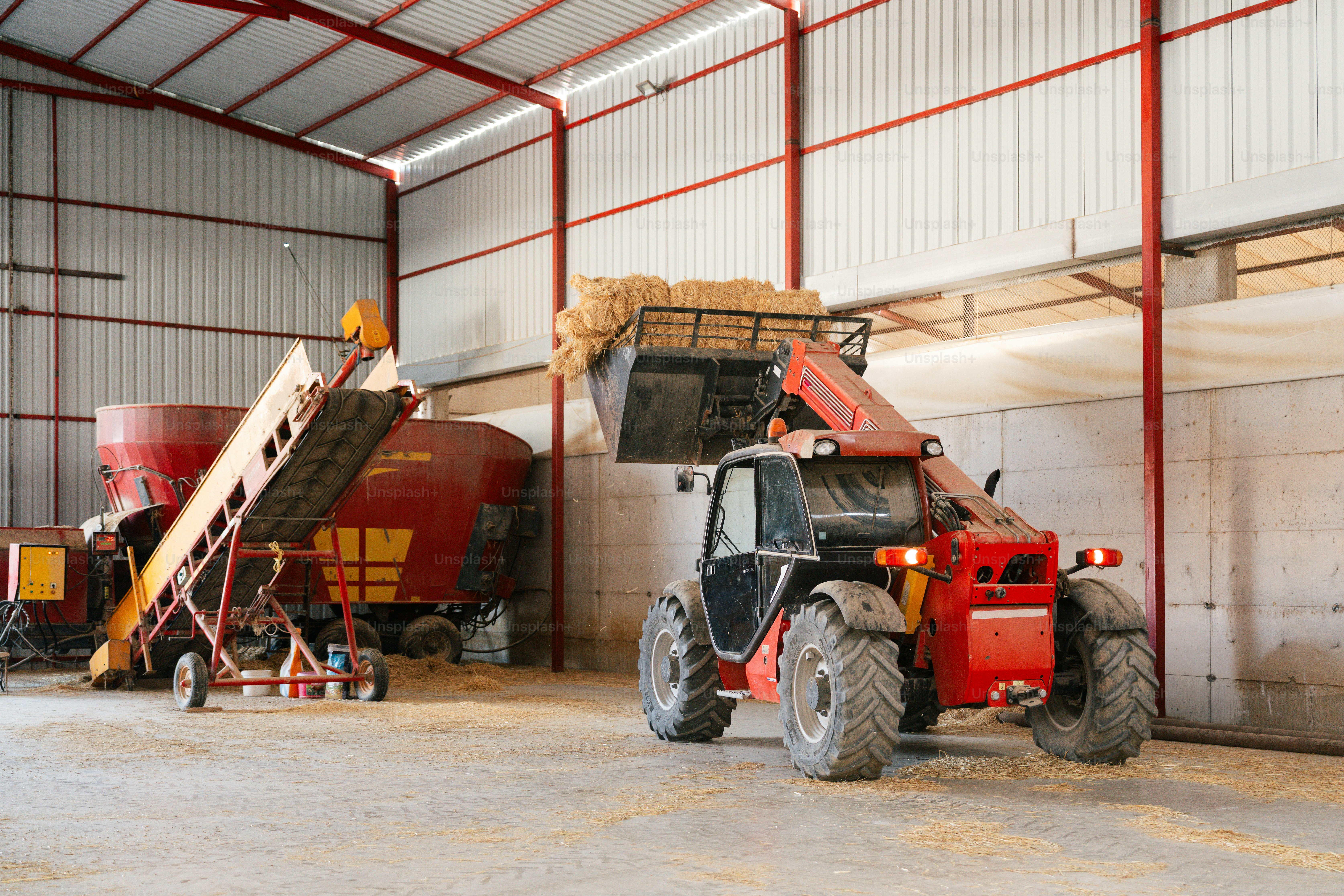 premium_photo-1762968113116-88d8cb1b4734?ixid=M3wxMjA3fDB8MXxzZWFyY2h8MTN8fGFncm8lMjBleHBvcnQlMjBzZXJ2aWNlc3xlbnwwfHx8fDE3NzAwNzgwMjZ8MA\u0026ixlib=rb-4.1.0