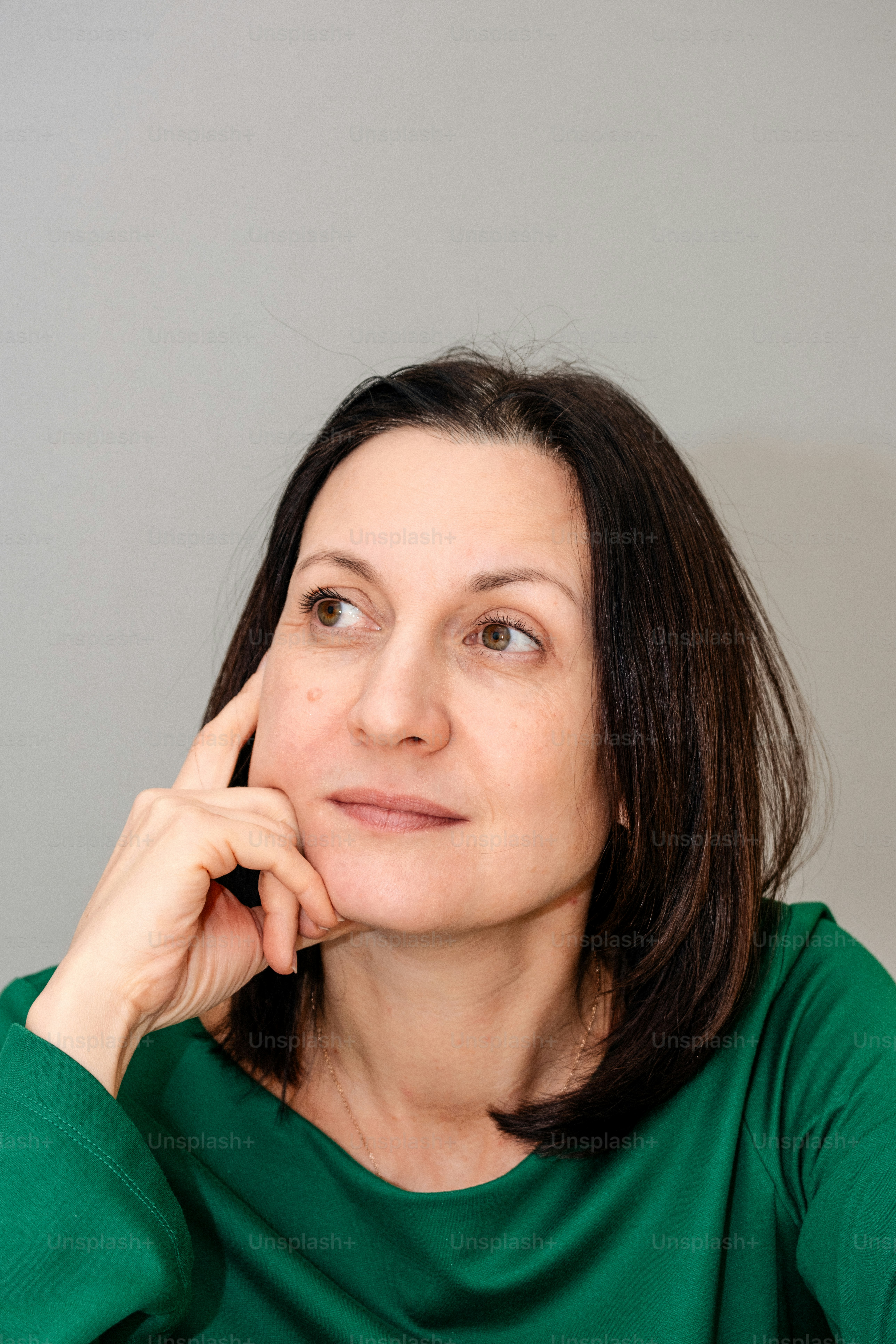 premium_photo-1763120206778-a2d6f1c6d267?ixid=M3wxMjA3fDB8MXxzZWFyY2h8NXx8c2ltb25ldHRhJTIwc3RlZmFuZWxsaXxlbnwwfHx8fDE3NjQ1NDMyNTJ8MA\u0026ixlib=rb-4.1.0