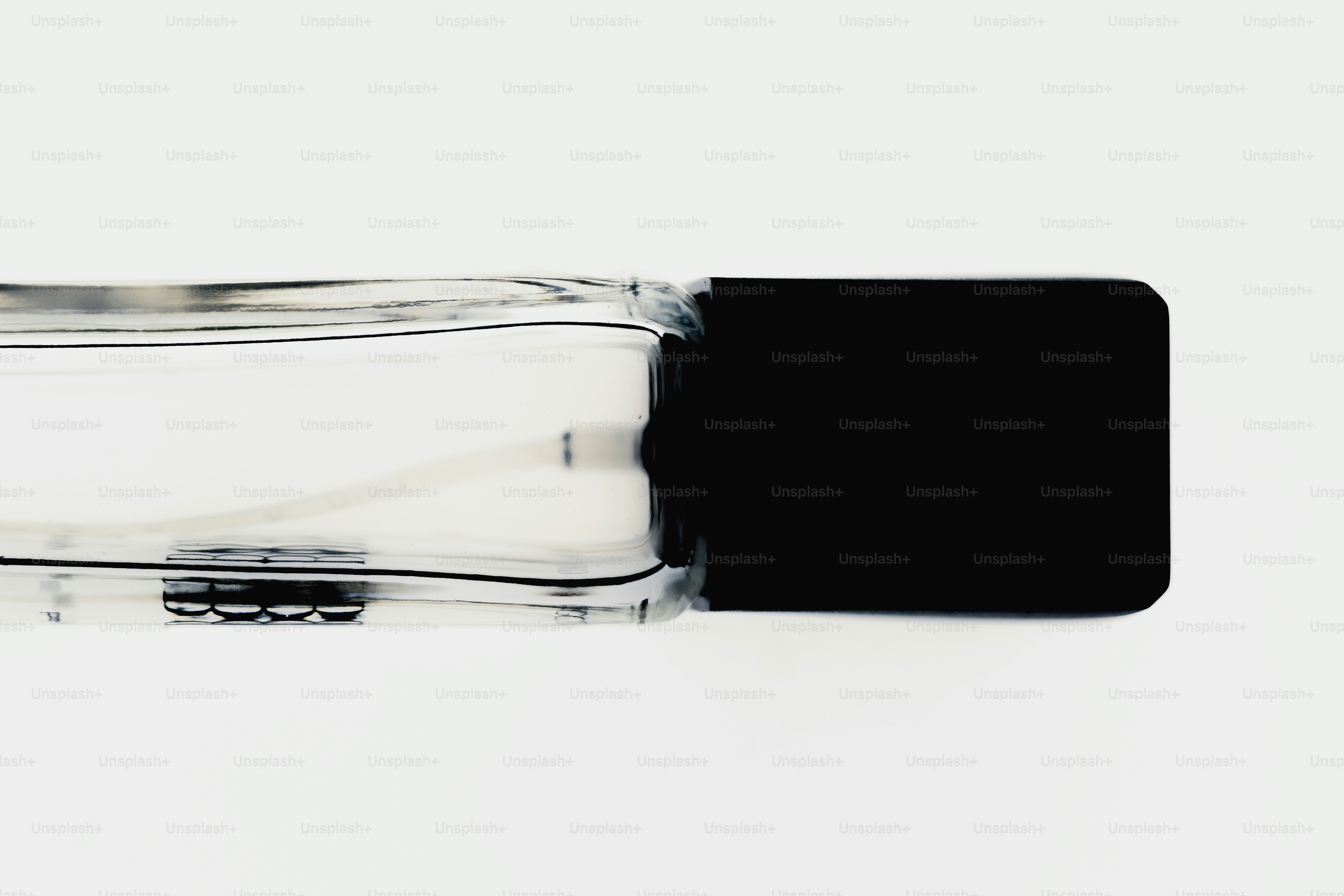 premium_photo-1763213094436-dba6834d48da?ixid=M3wxMjA3fDB8MXxzZWFyY2h8MTN8fGNiZCUyMHZhcGUlMjBwZW4lMjBmb3IlMjBzYWxlfGVufDB8fHx8MTc2Mzk2MzY3M3ww\u0026ixlib=rb-4.1.0