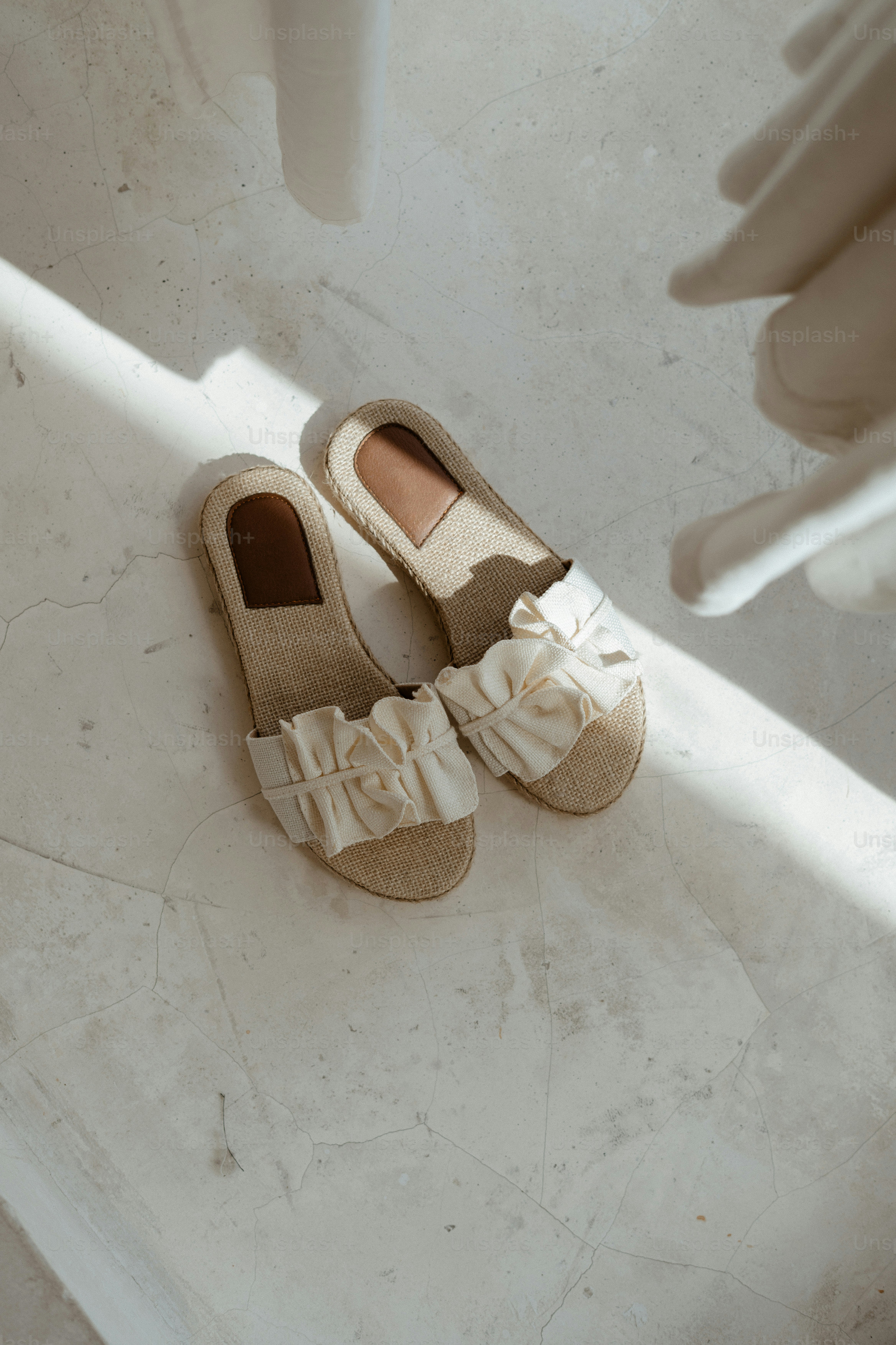 Cream espadrille sandals with ruffled fronts