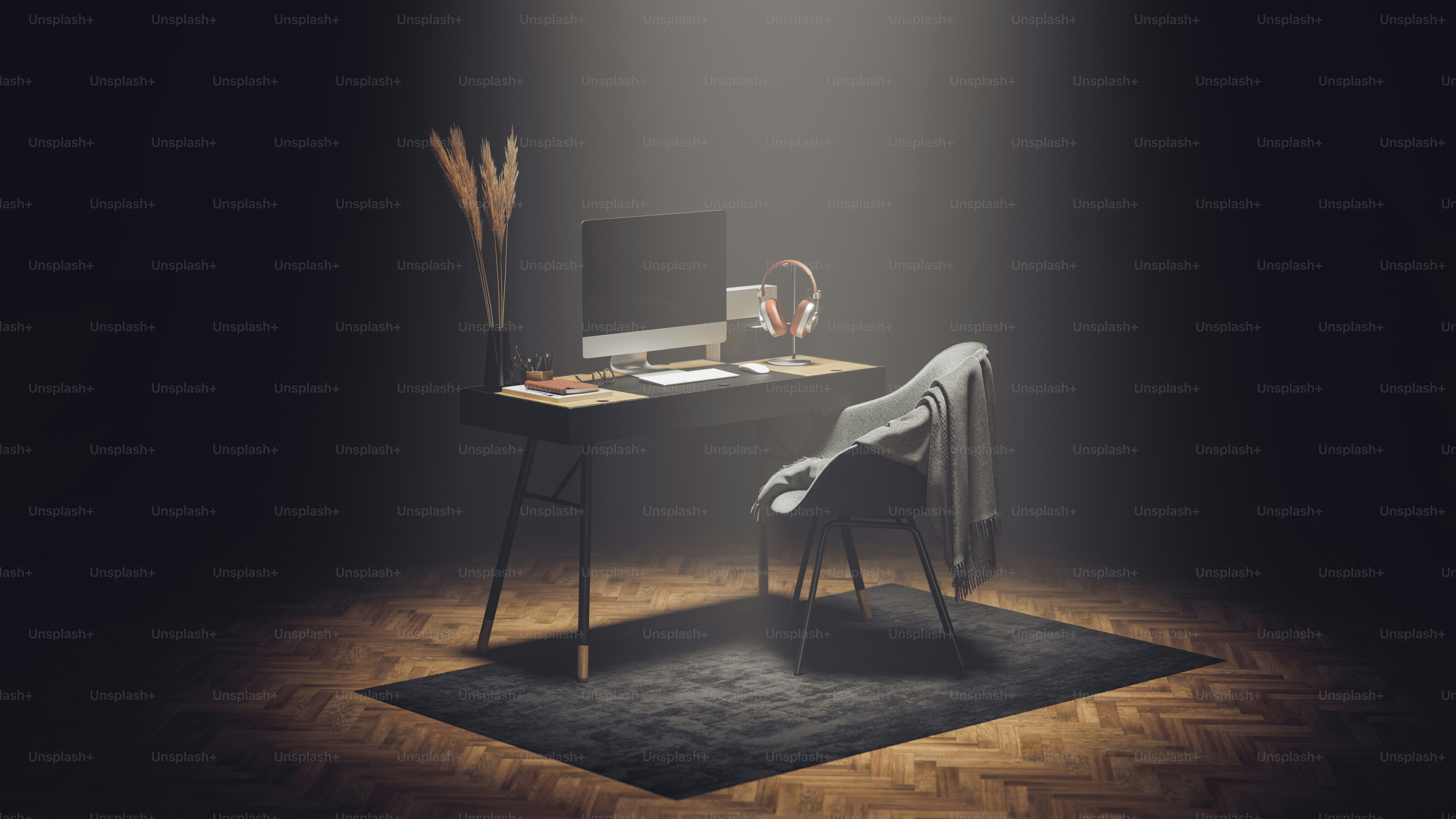Scrivania d'ufficio sotto i riflettori. Concezione per home office, telelavoro, lavoro da remoto o lockdown.