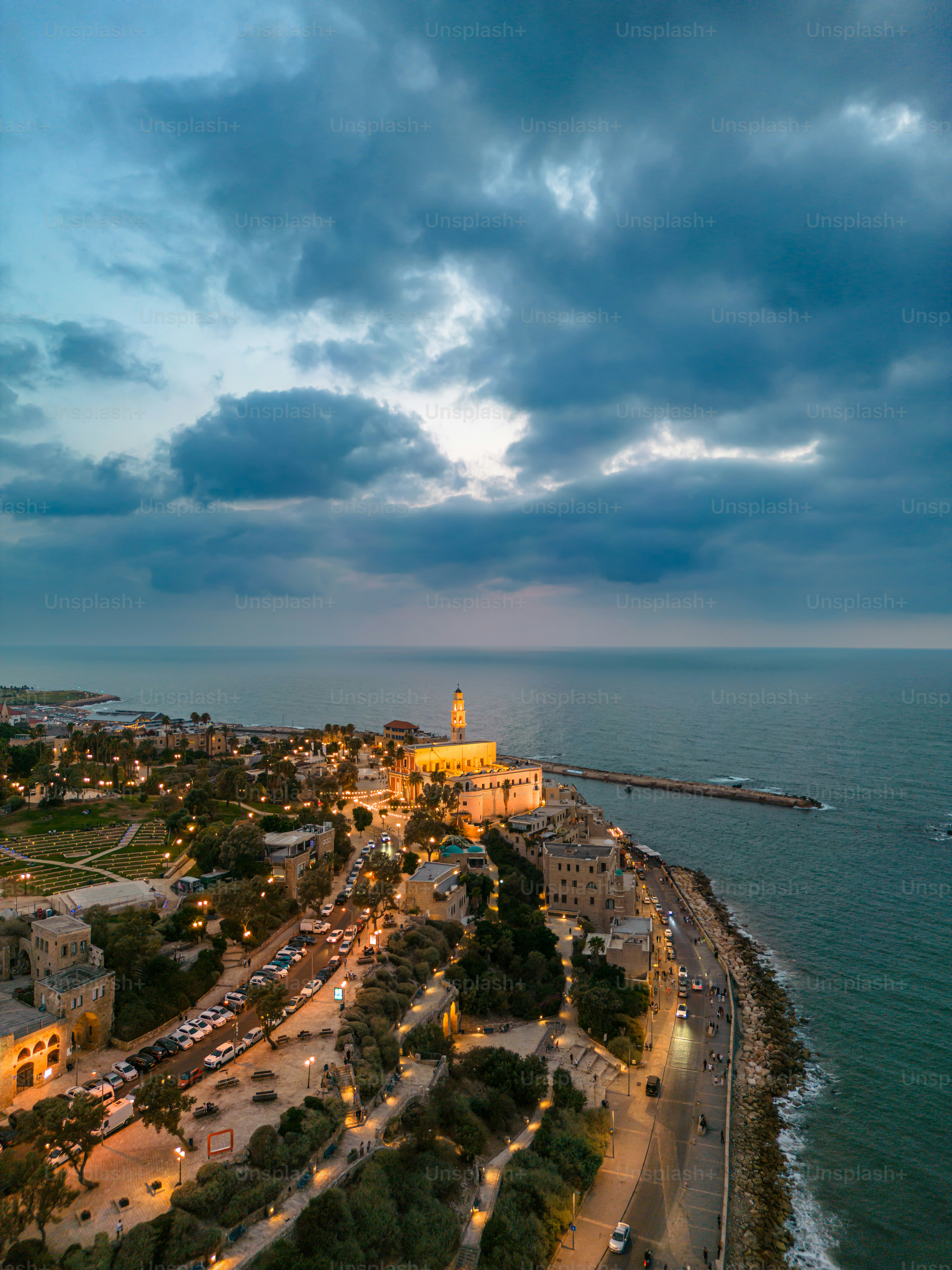 텔아비브 해안가의 항공 파노라마 사진, 야포 여름 오후와 해질 무렵