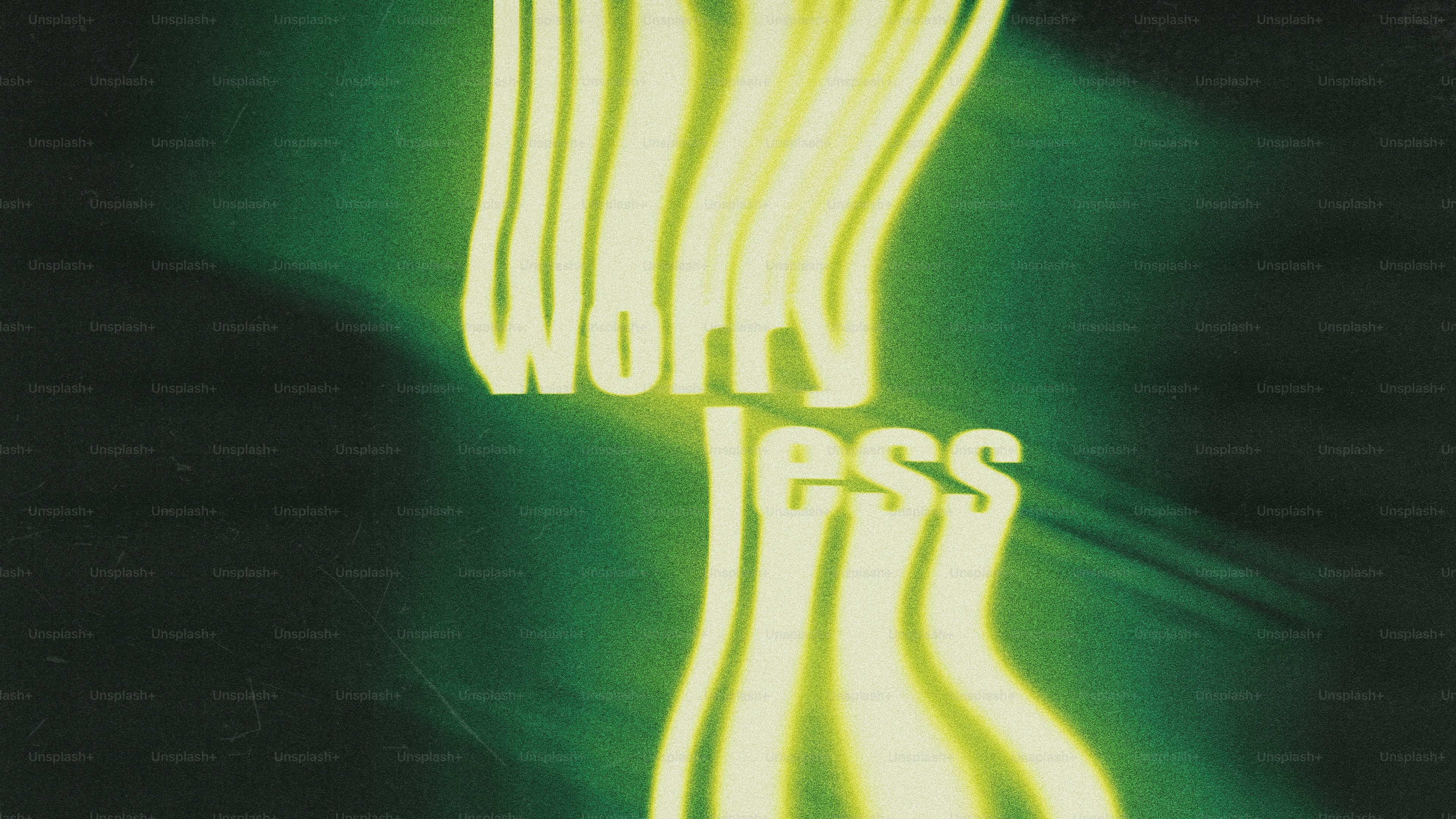 Texto sin preocupaciones con fondo verde ondulado