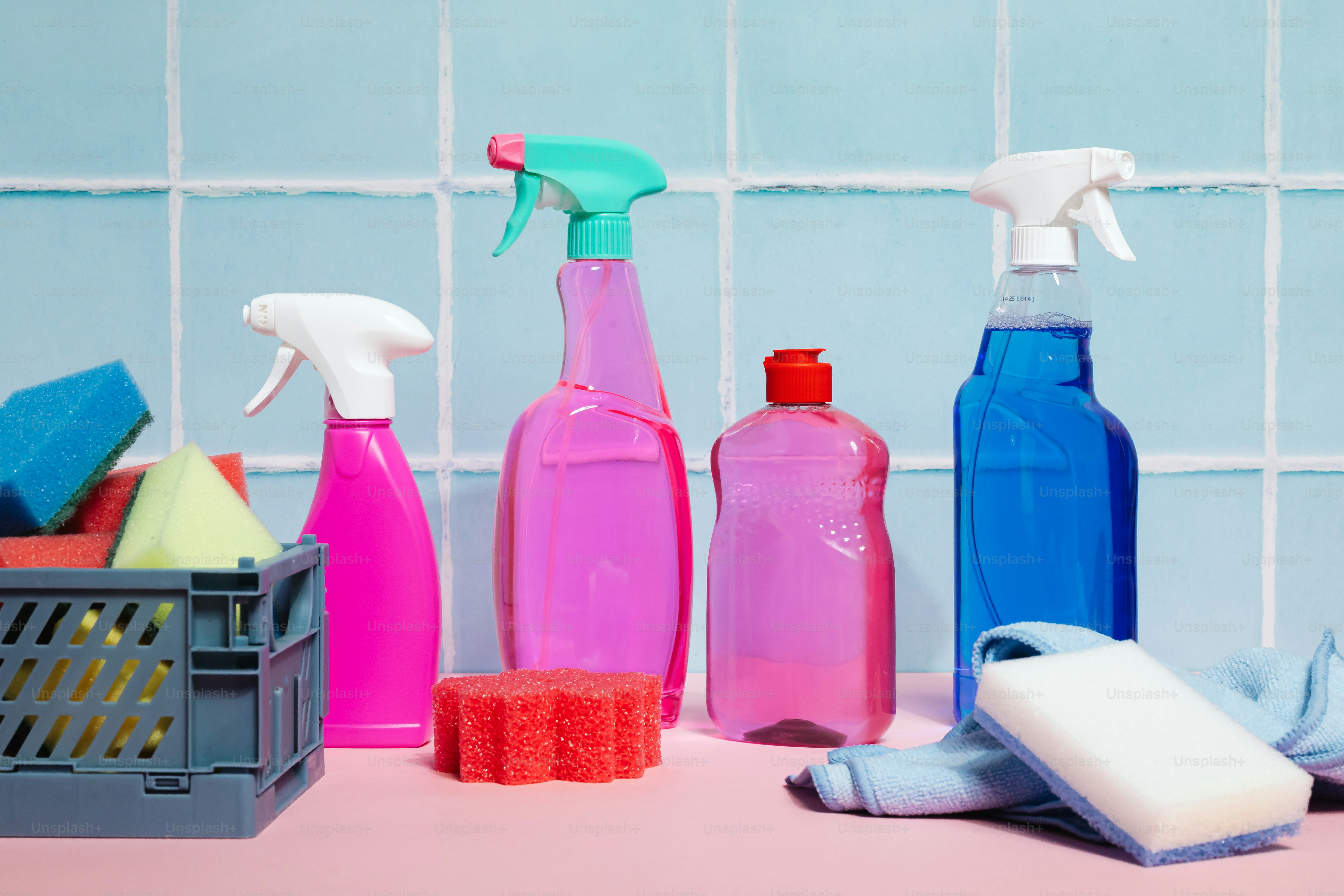 Ngành hàng hoá phẩm gia dụng - Dược phẩm Minh Phú