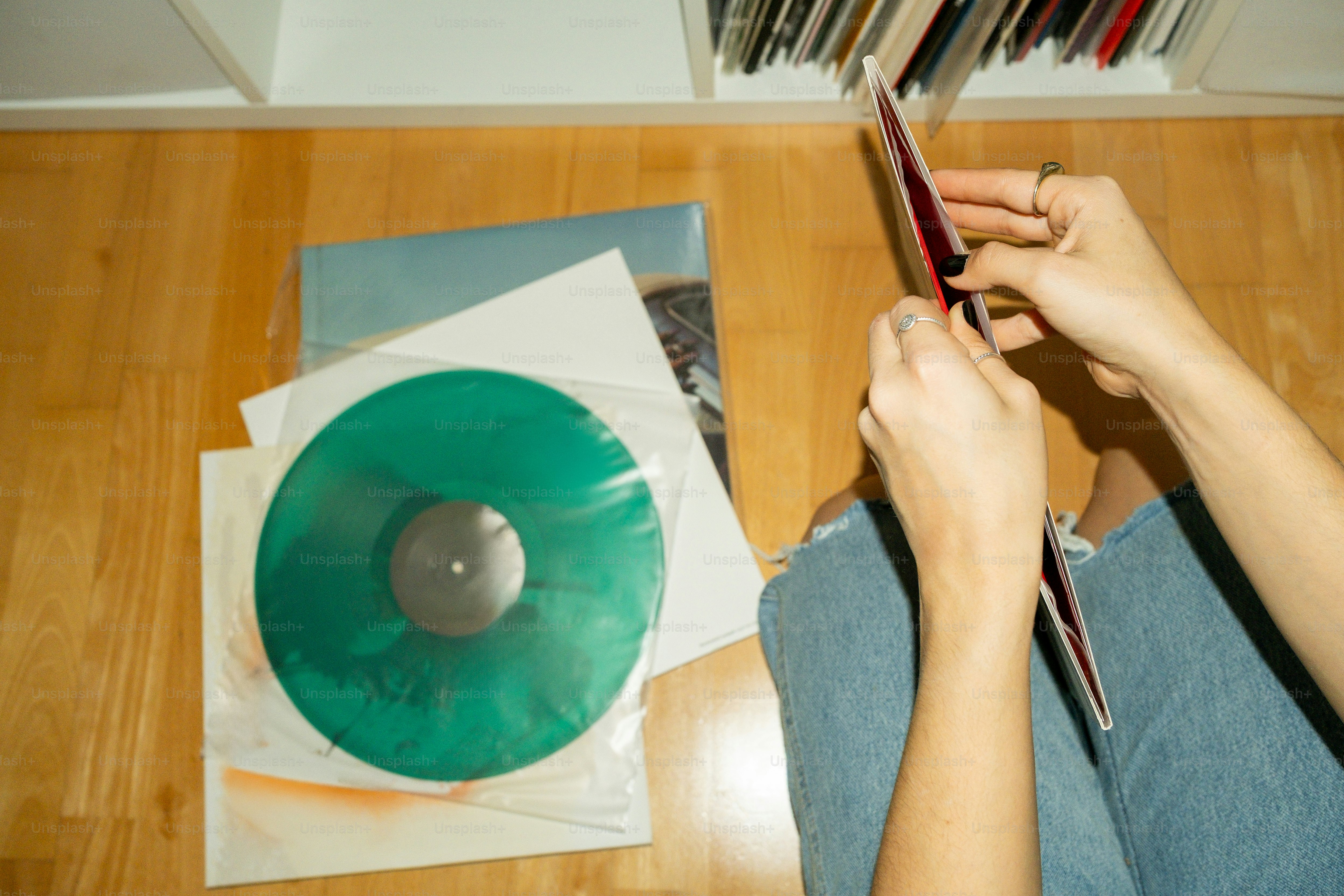 Record Cover Pictures | Download Free Images on Unsplash