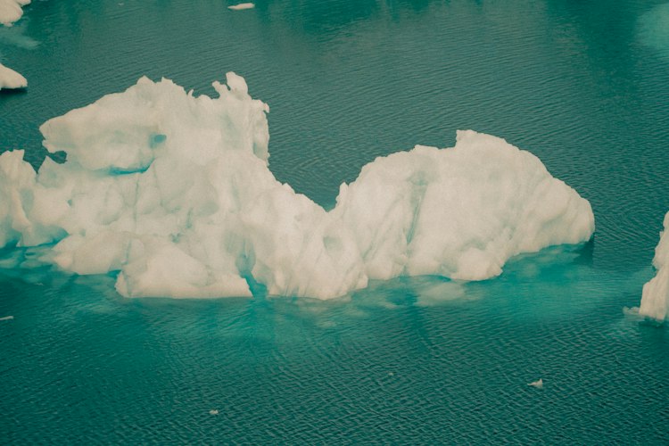 Largest Icebergs Ever Recorded: Frozen Giants Bigger Than Entire Countries