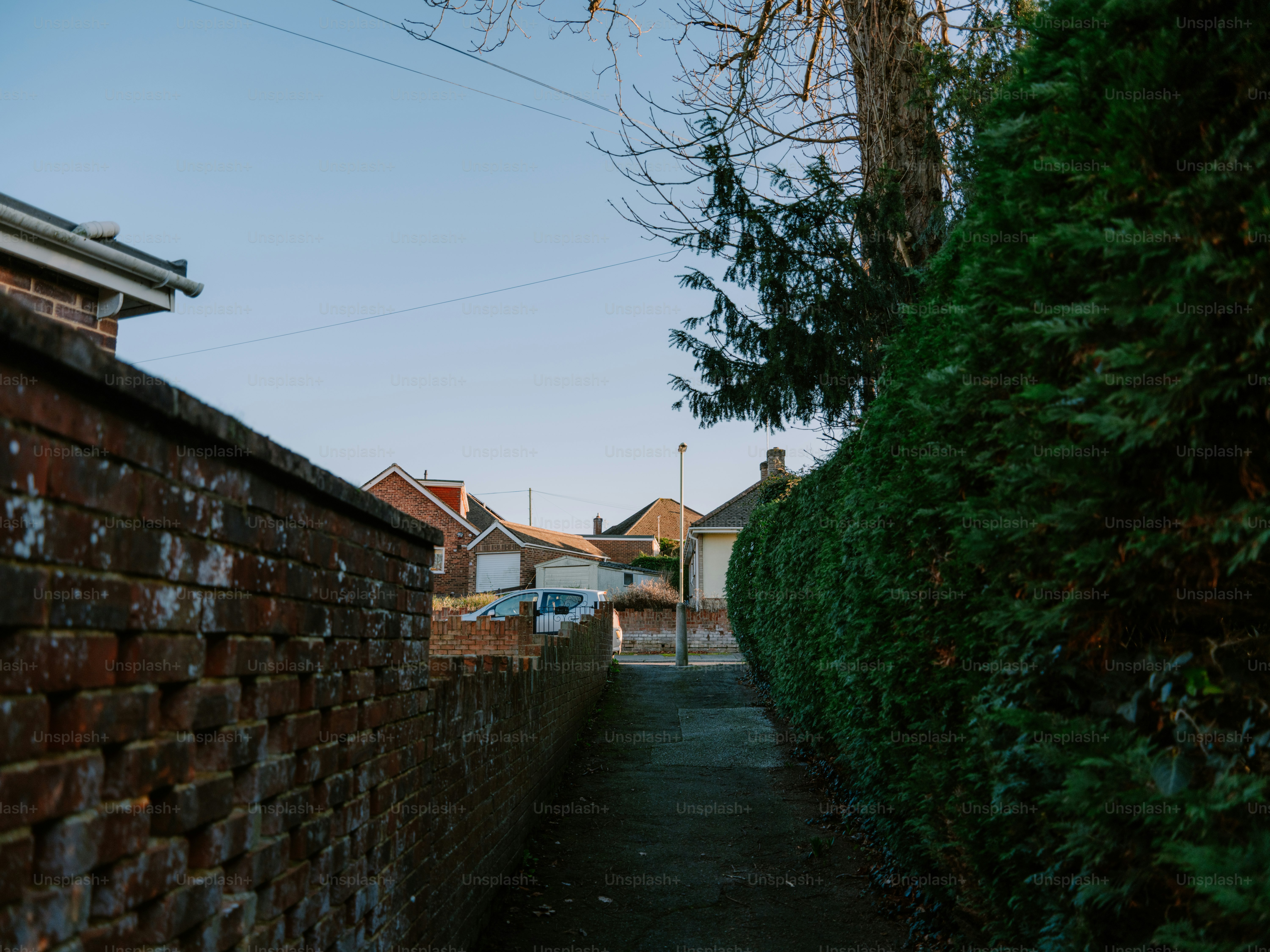Best Solar Pathway Lighting Kits for Residential Landscapes
