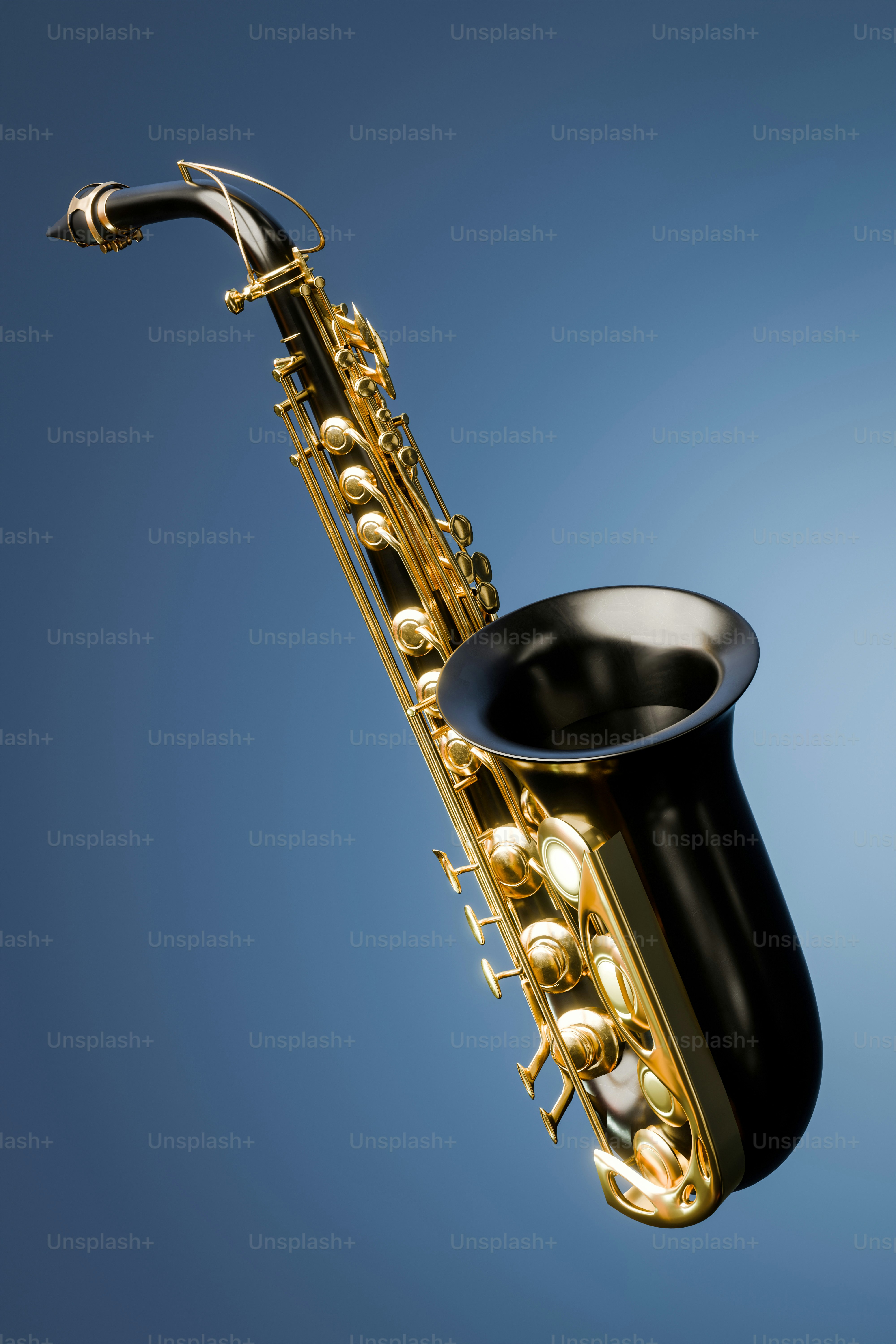 Um saxofone preto e dourado sobre fundo azul