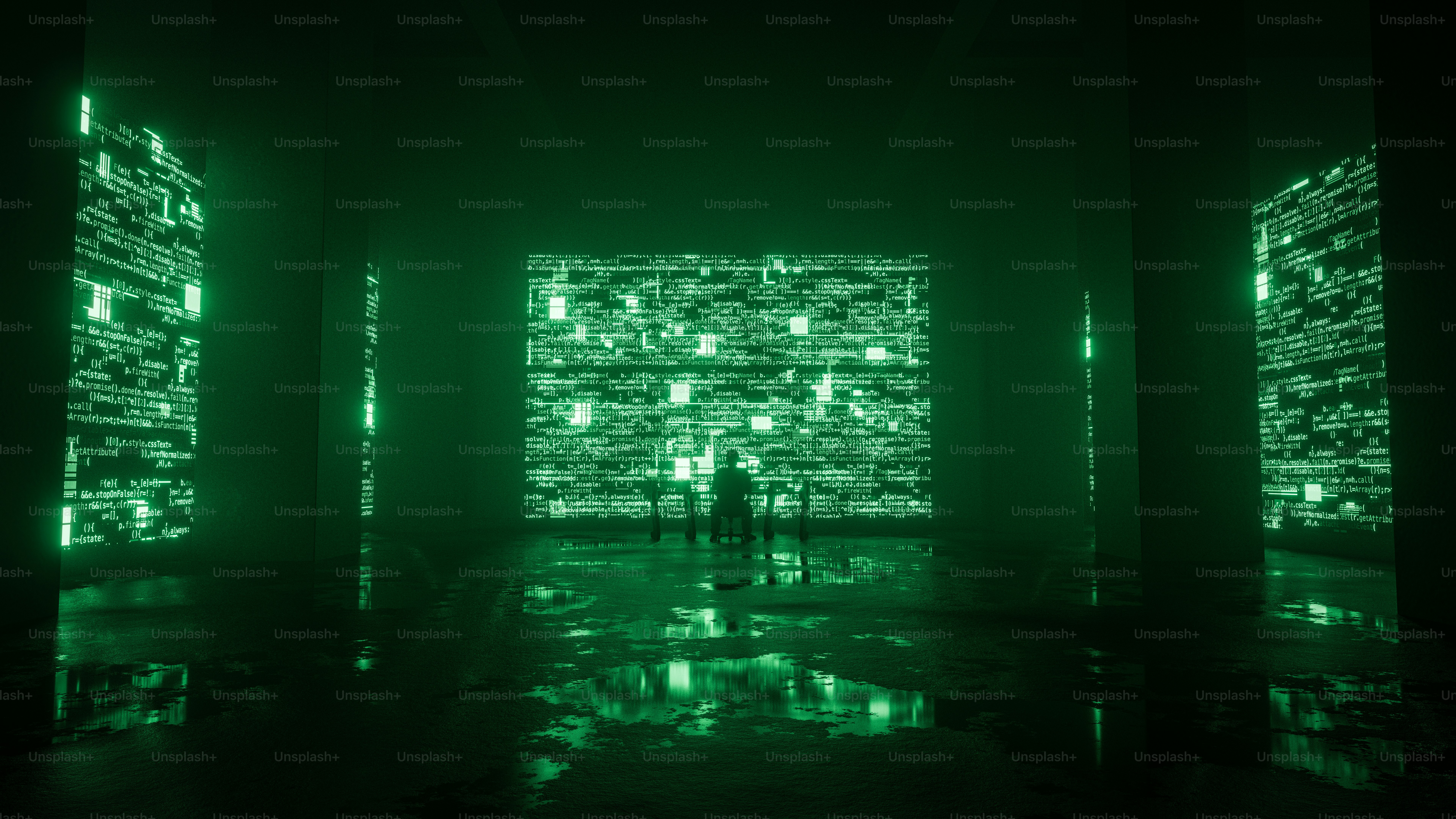 人々は緑色に輝くデジタルスクリーンにシルエットを映していた