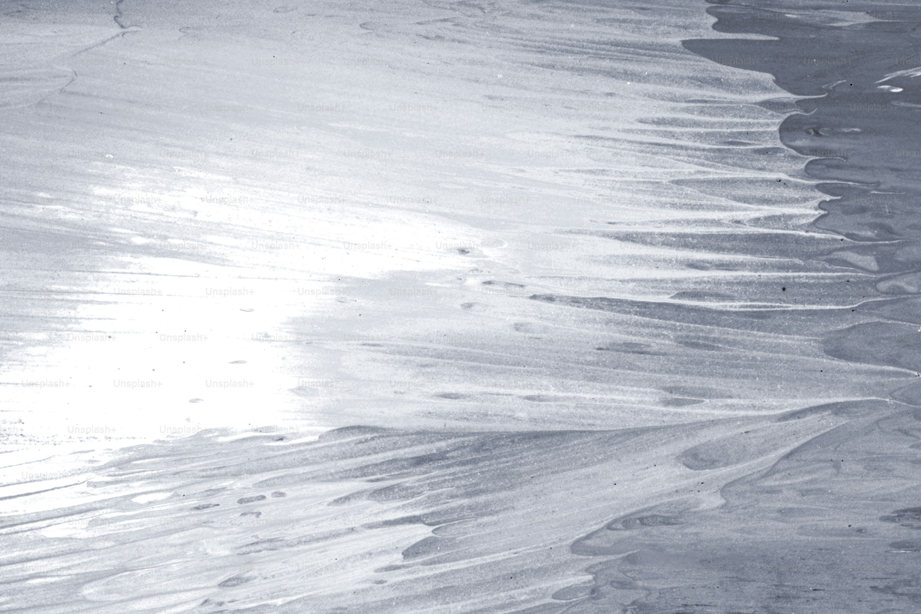 White and gray brush stroke textured background photo – Background ...