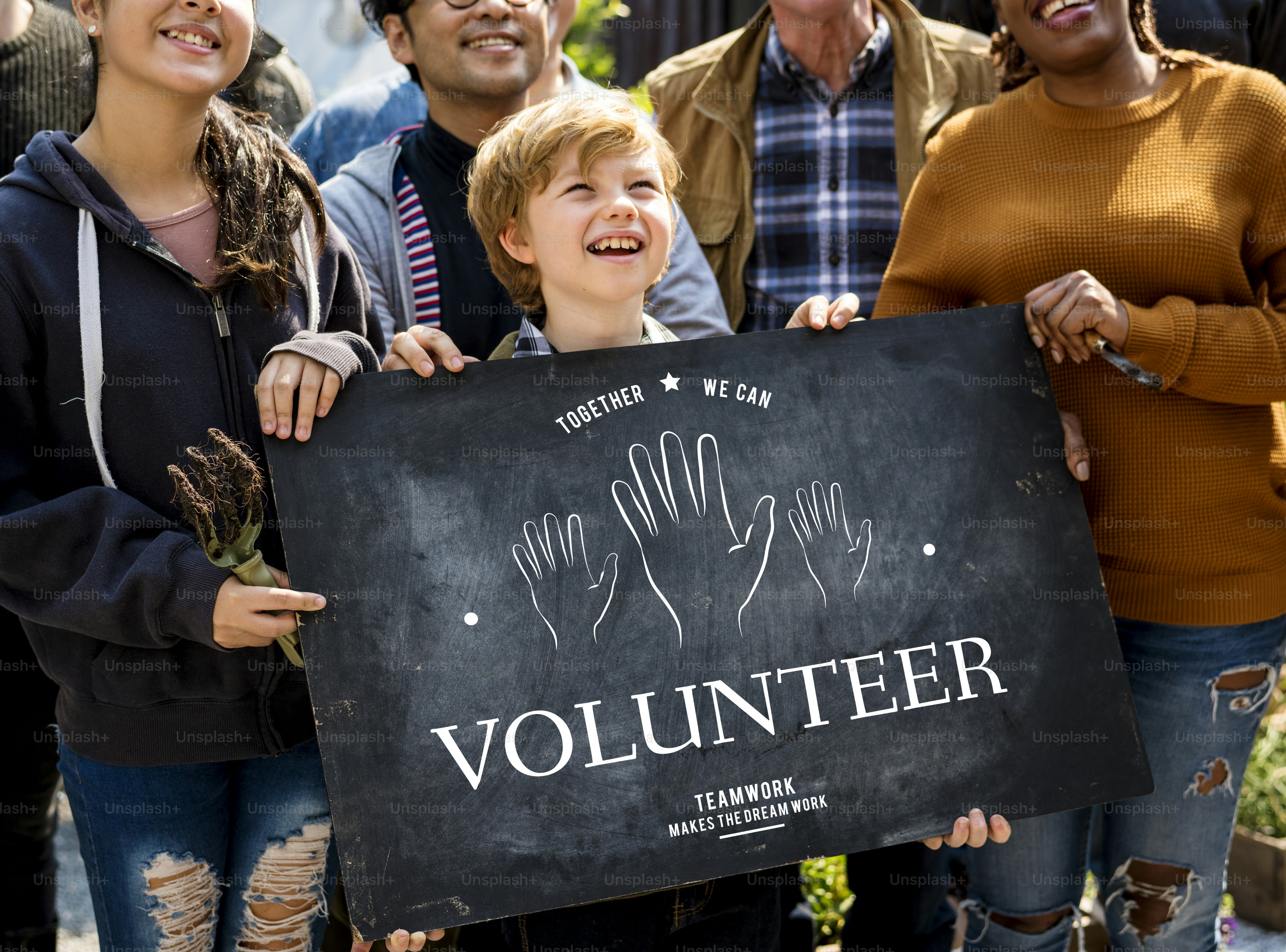 Volunteer support assist charity help photo – People Image on Unsplash